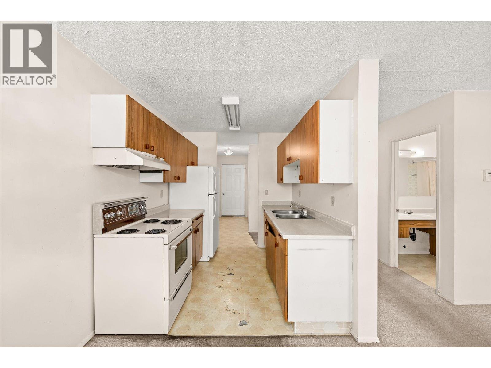 880 Badke Road Unit# 203A