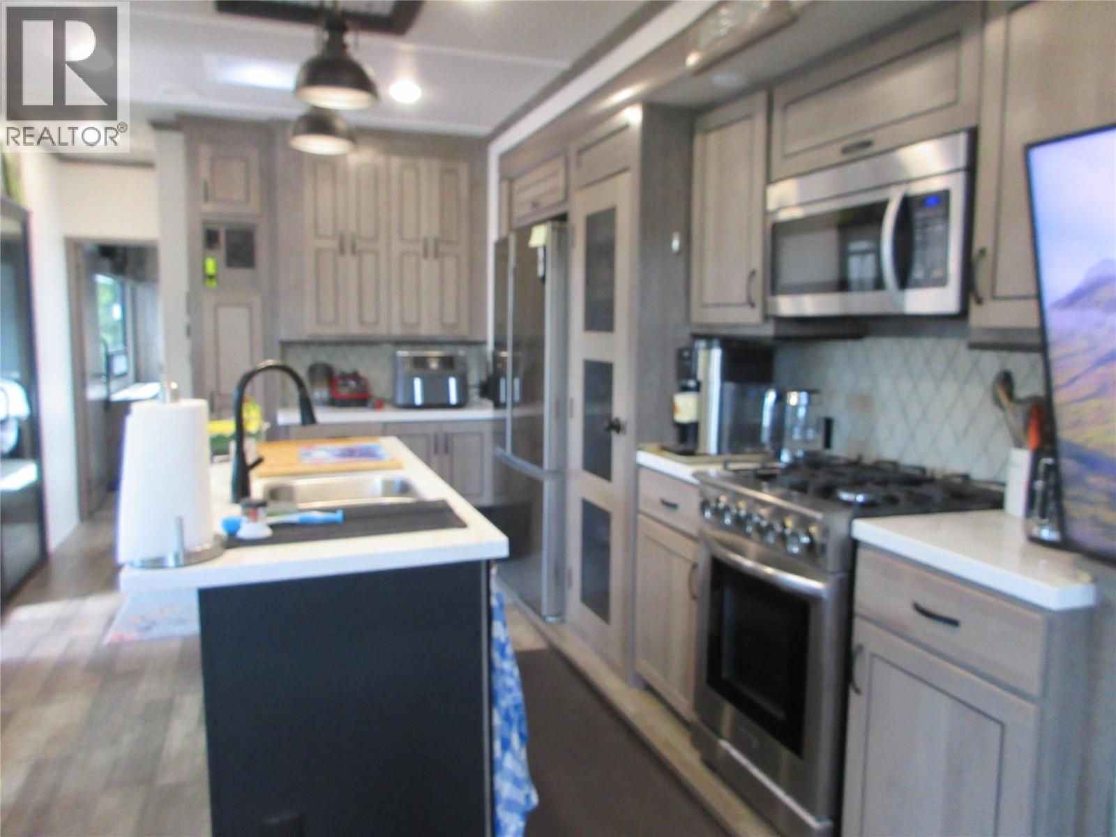 415 Commonwealth Road Unit# 835