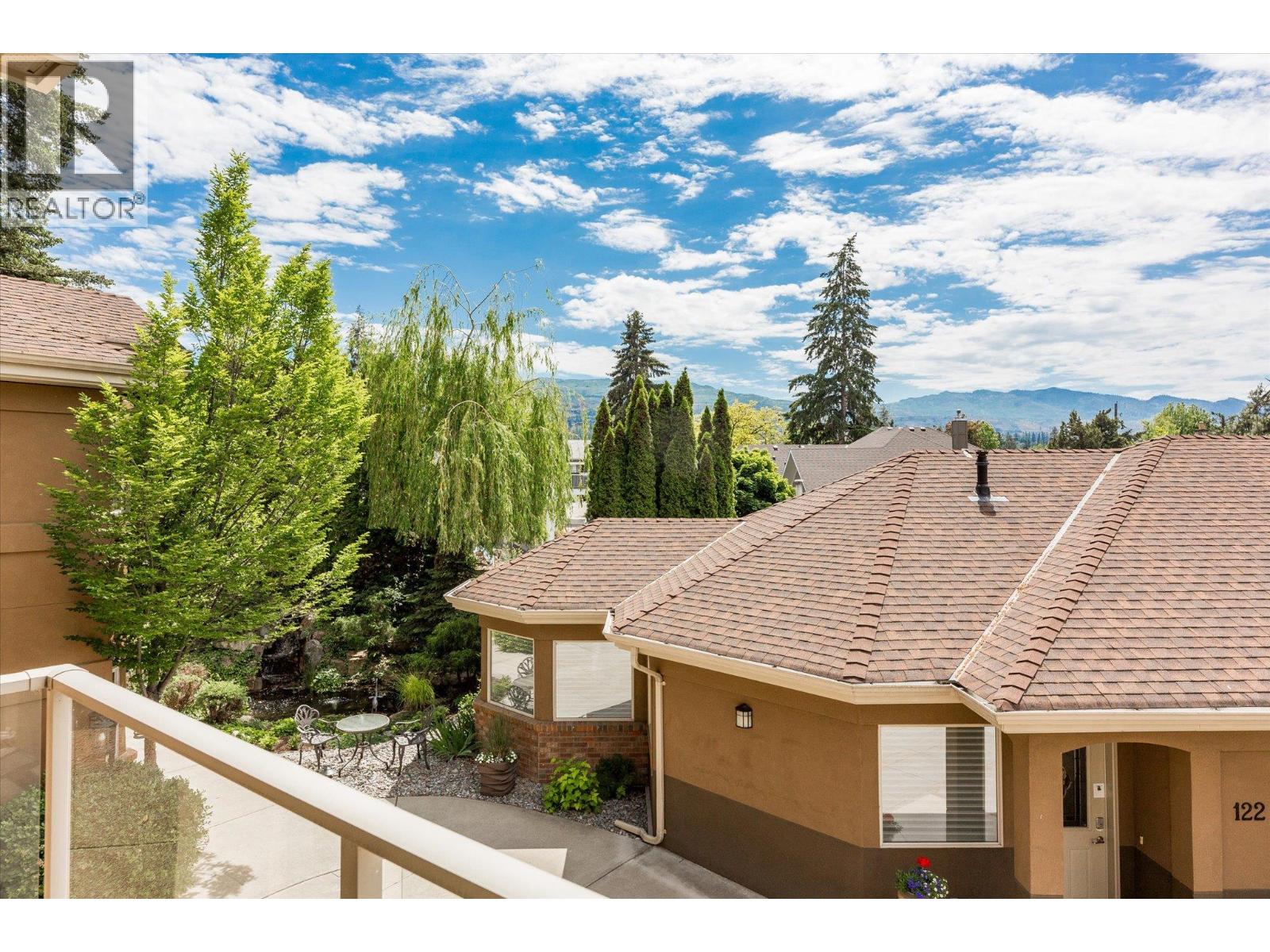 4433 Gordon Drive Unit# 212