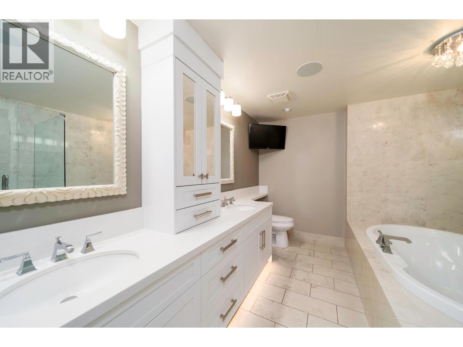 1075 Sunset Drive Unit# 2603