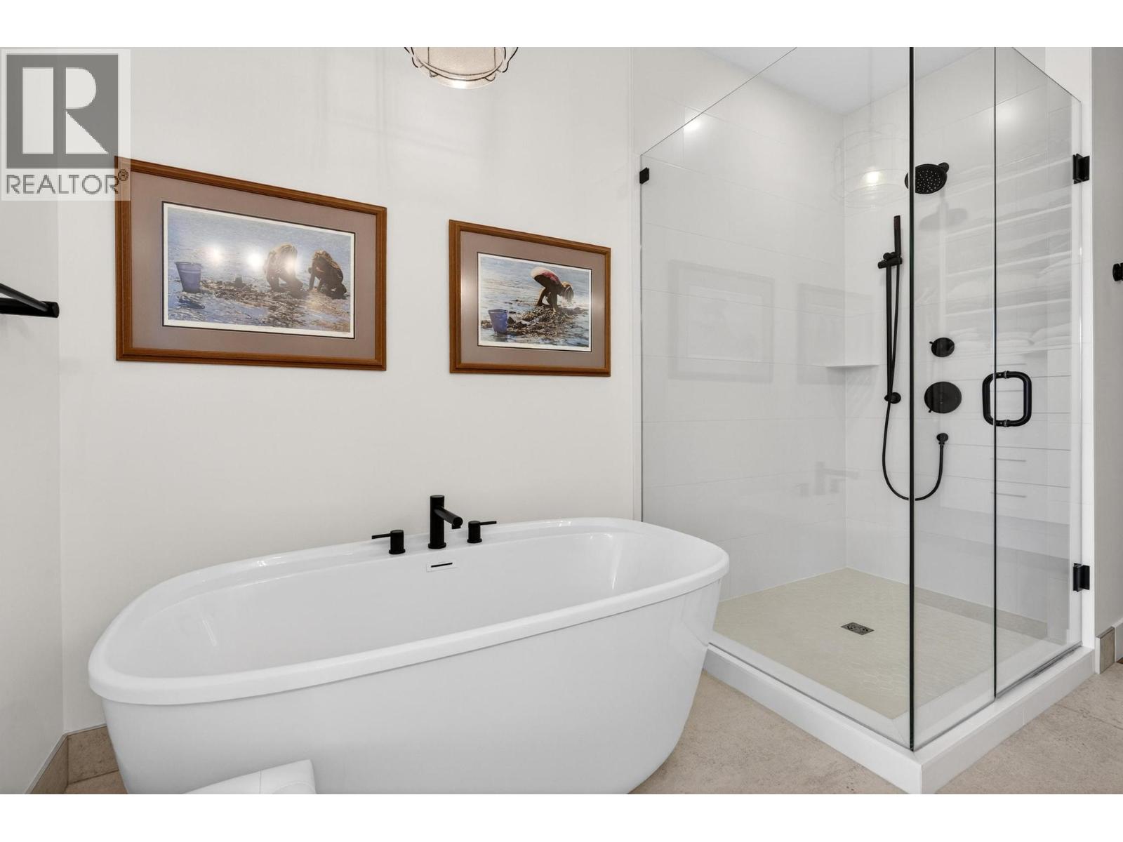 9201 Okanagan Centre Road W Unit# 13