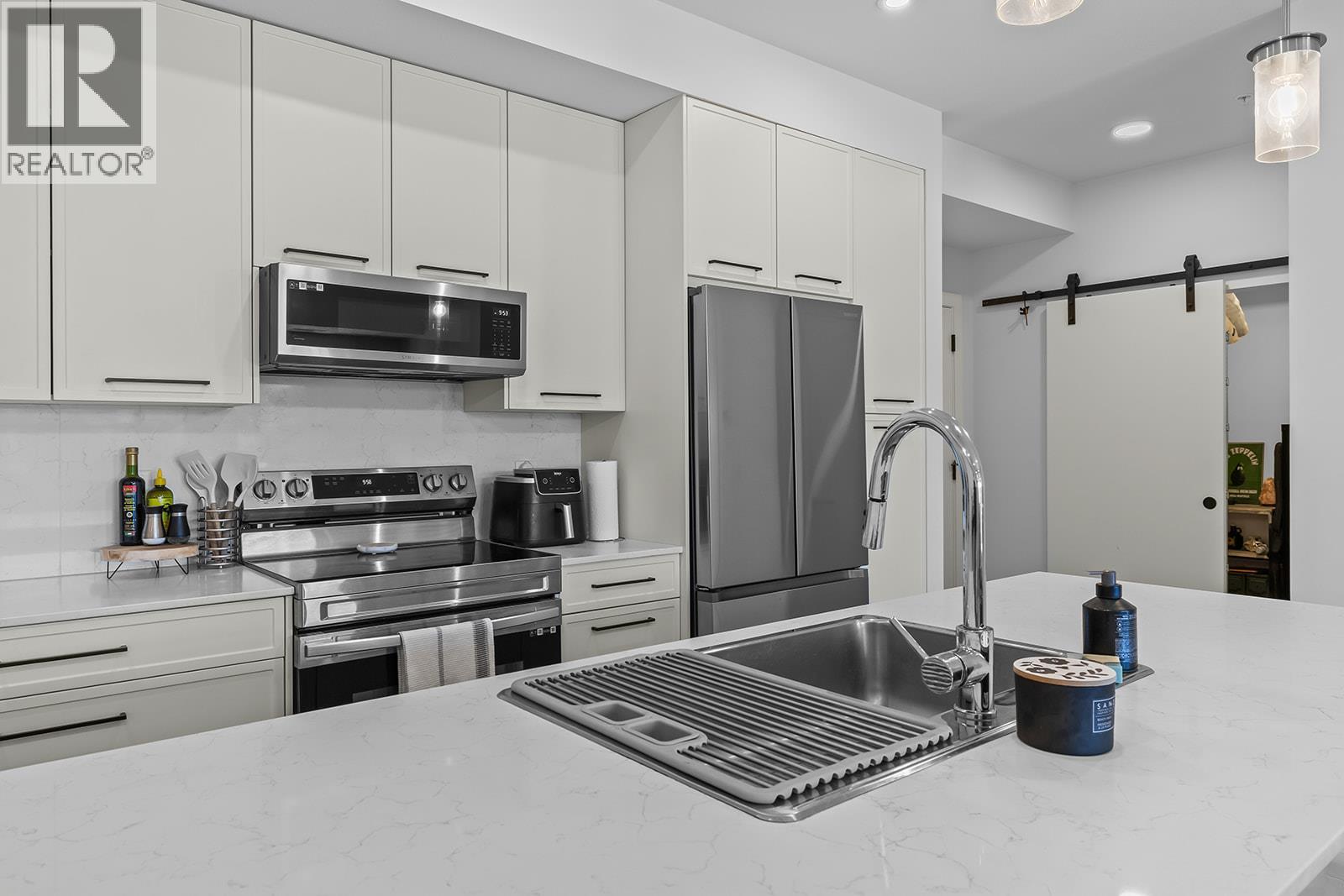 1220 Pacific Avenue Unit# 306