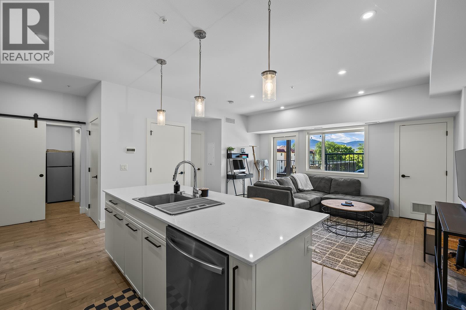 1220 Pacific Avenue Unit# 306