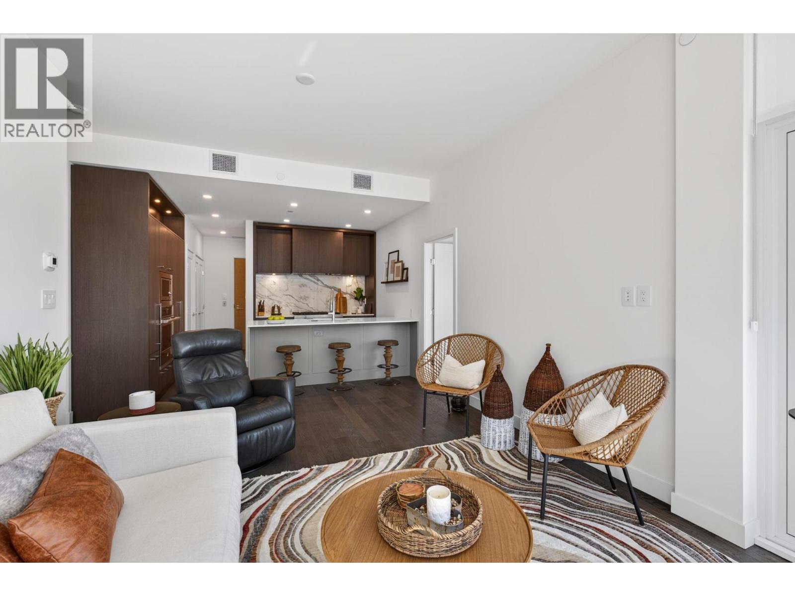 3389 Lakeshore Road Unit# 314
