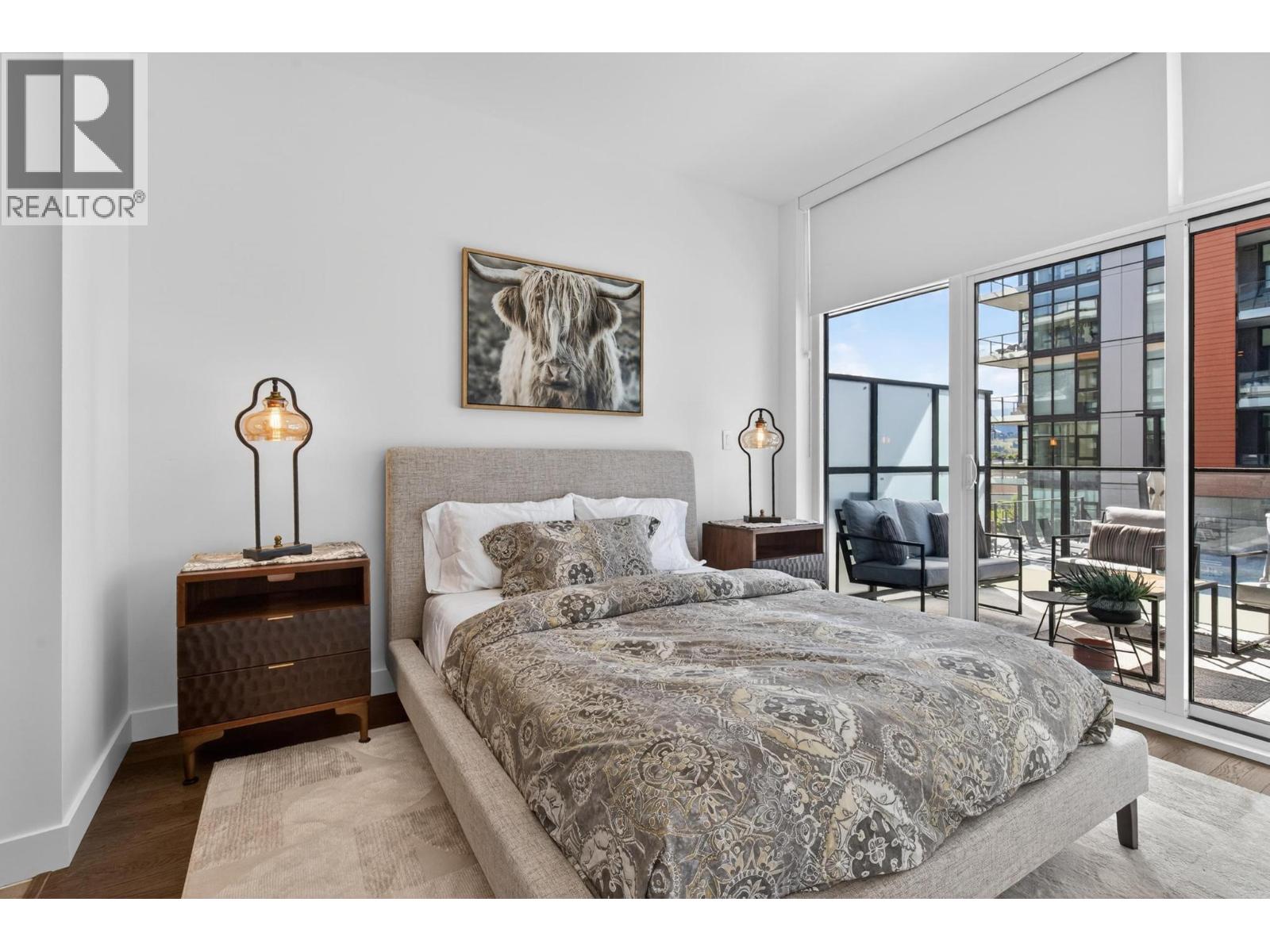 3389 Lakeshore Road Unit# 314
