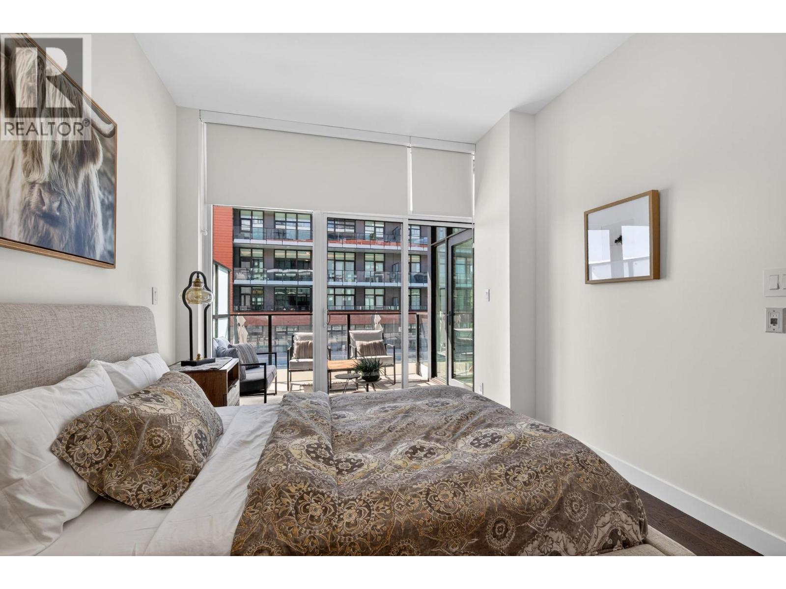 3389 Lakeshore Road Unit# 314