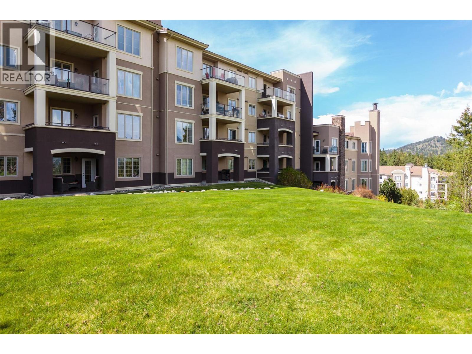 1875 Country Club Drive Unit# 1316