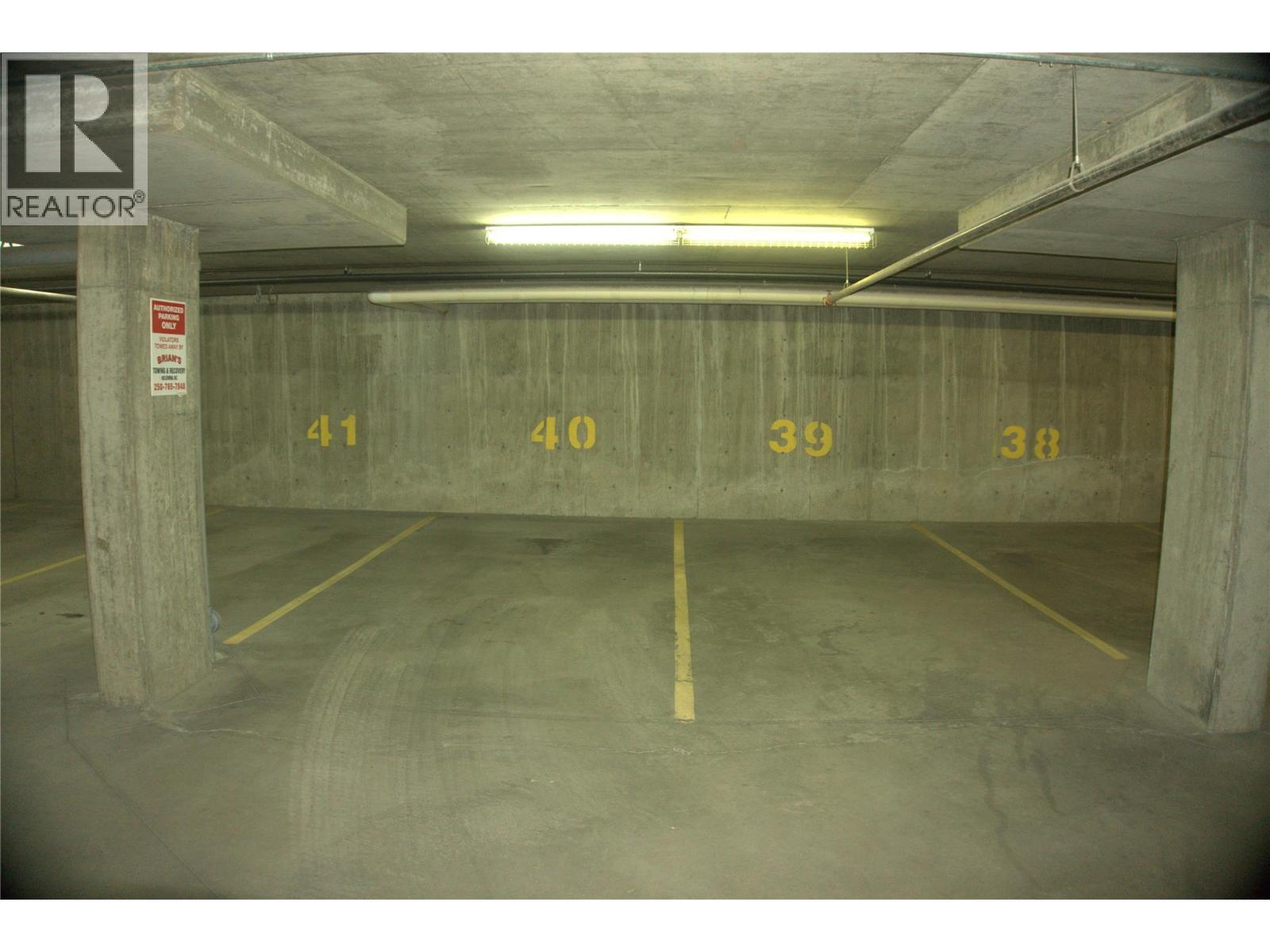 1875 Country Club Drive Unit# 1318