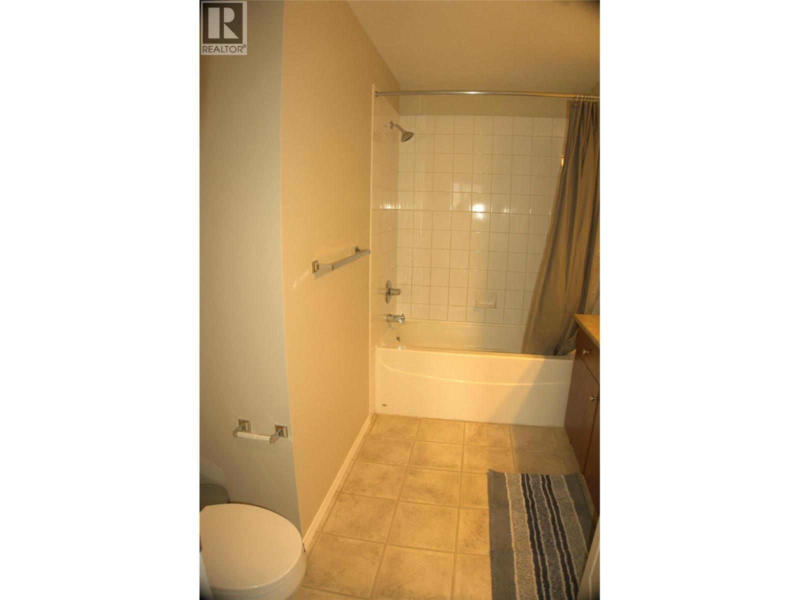 1875 Country Club Drive Unit# 1316