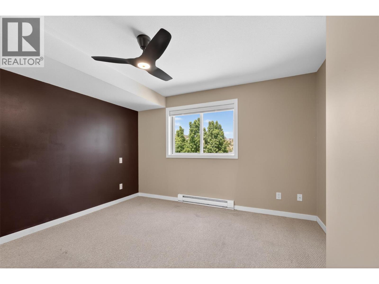 135 Ziprick Road Unit# 204