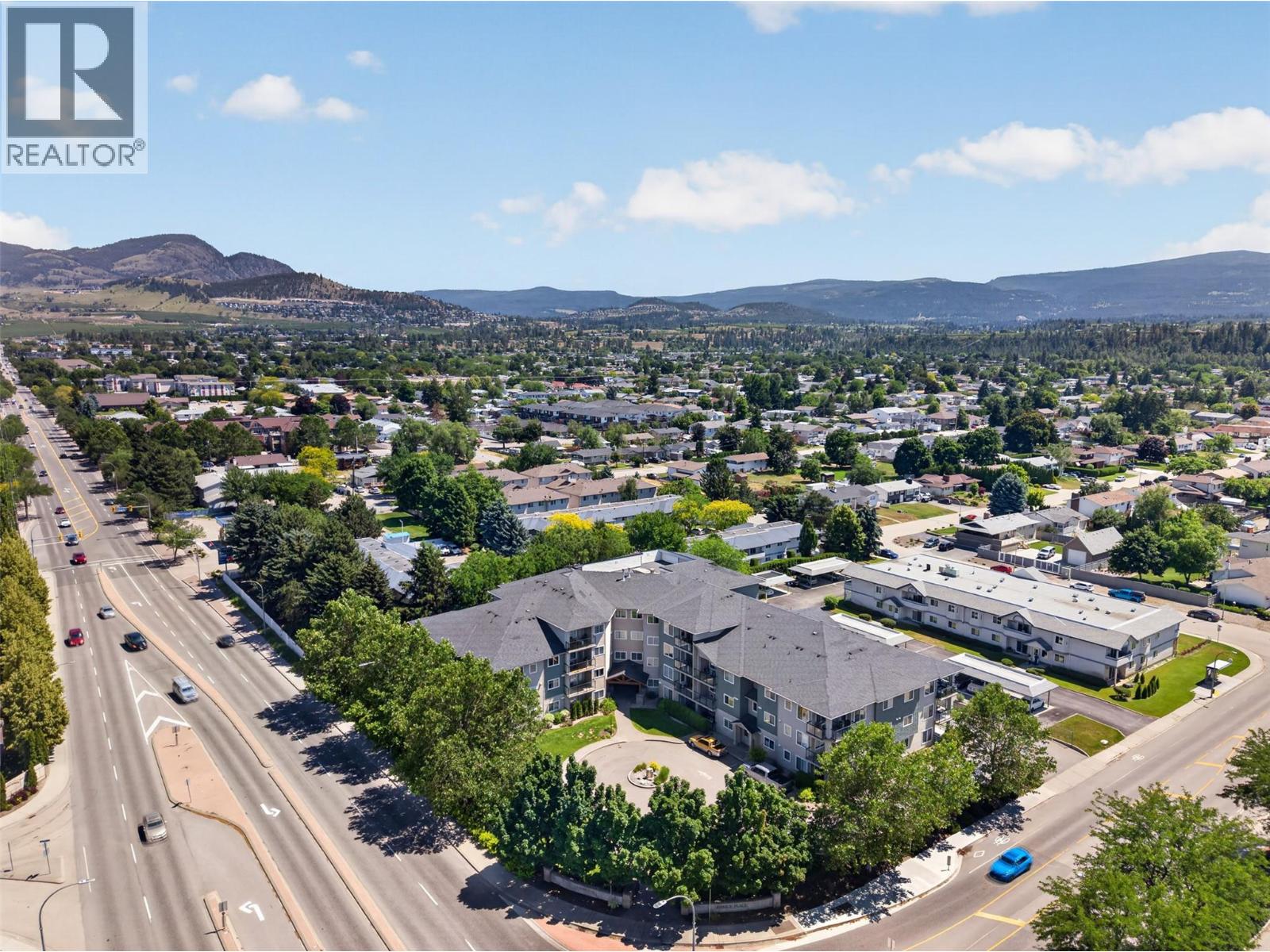 135 Ziprick Road Unit# 204