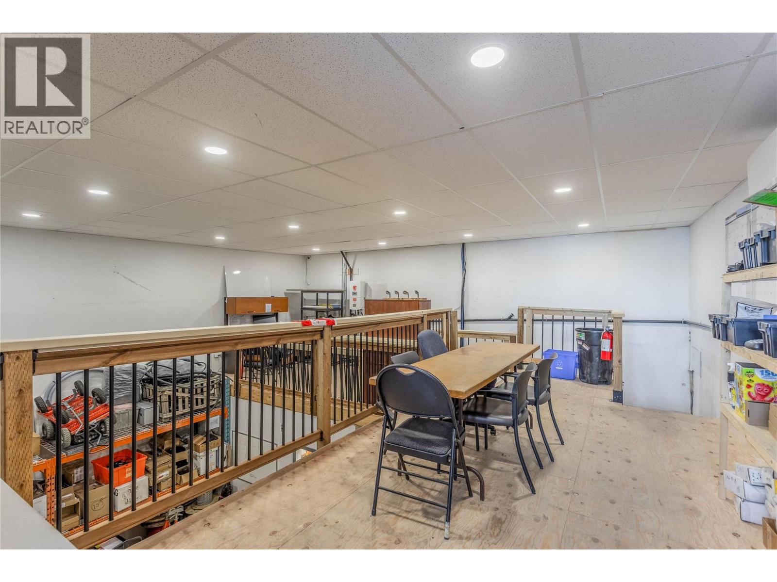 2550 Acland Road Unit# 25