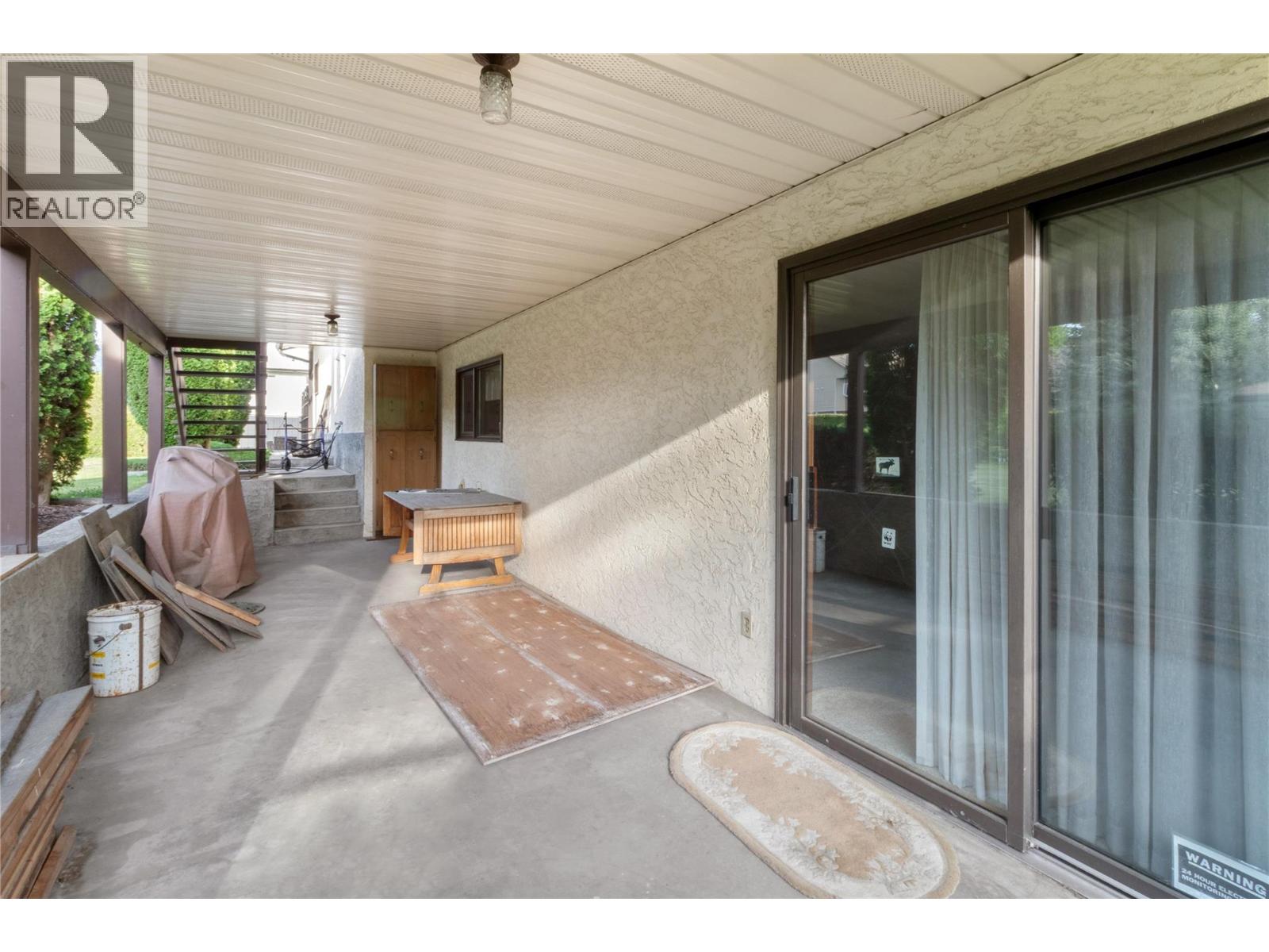1090 Houghton Road