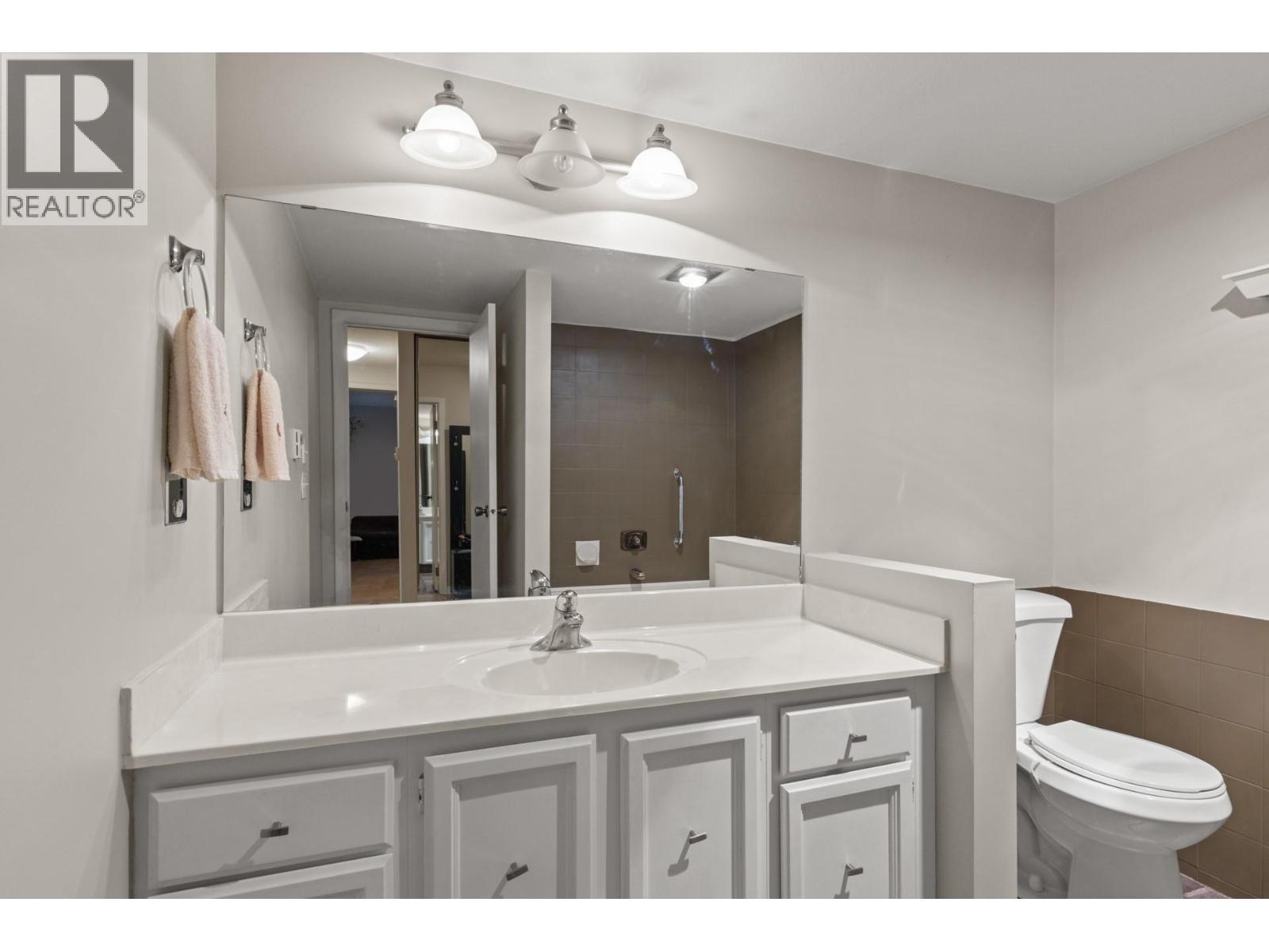 1035 Bernard Avenue Unit# 108