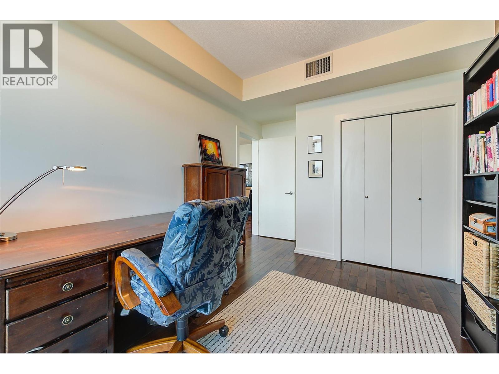 1075 Sunset Drive Unit# 2408