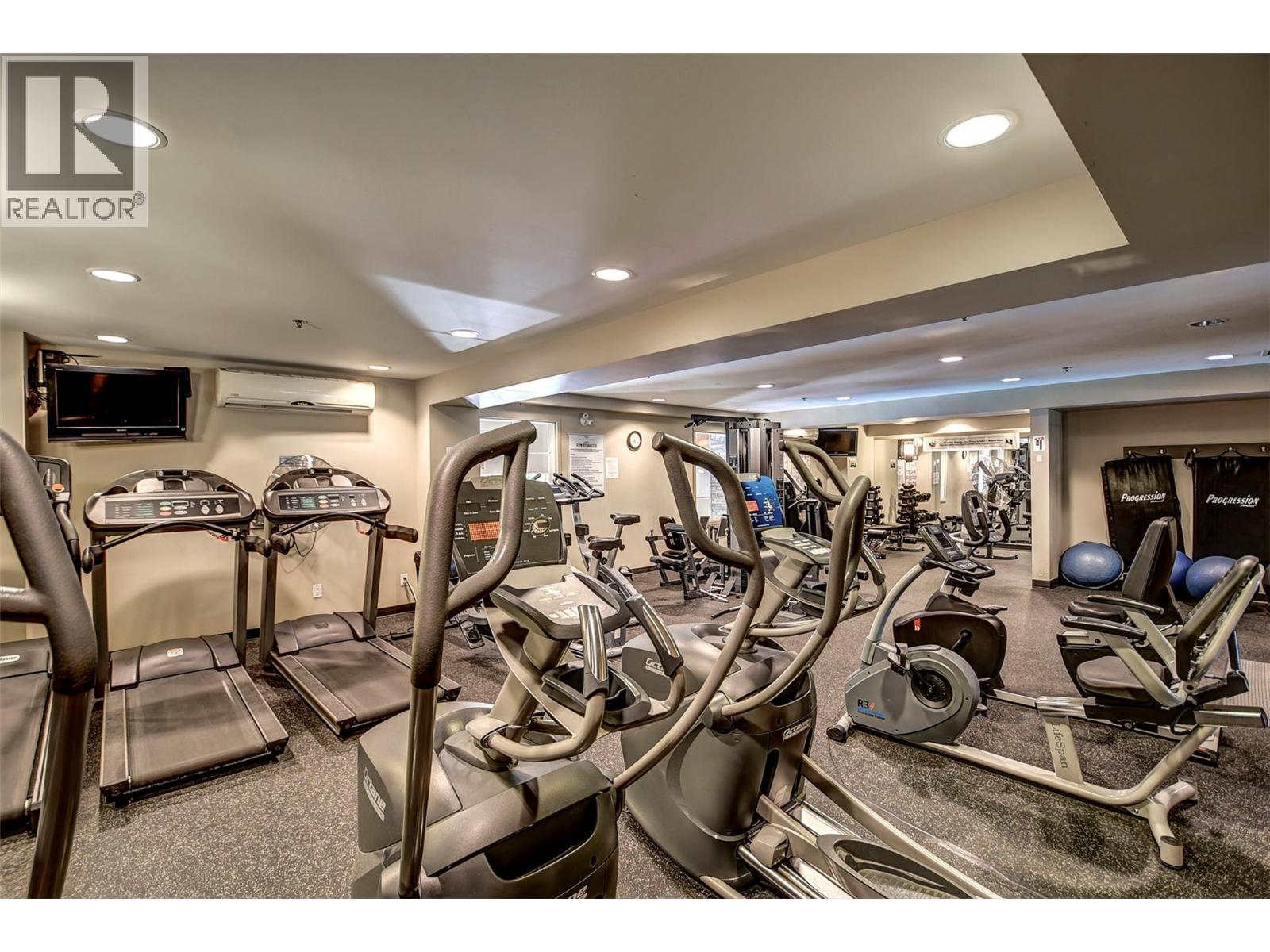 1075 Sunset Drive Unit# 2408