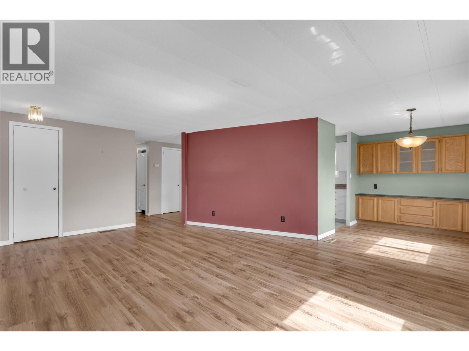 3745 LAKESHORE Road Unit# 146
