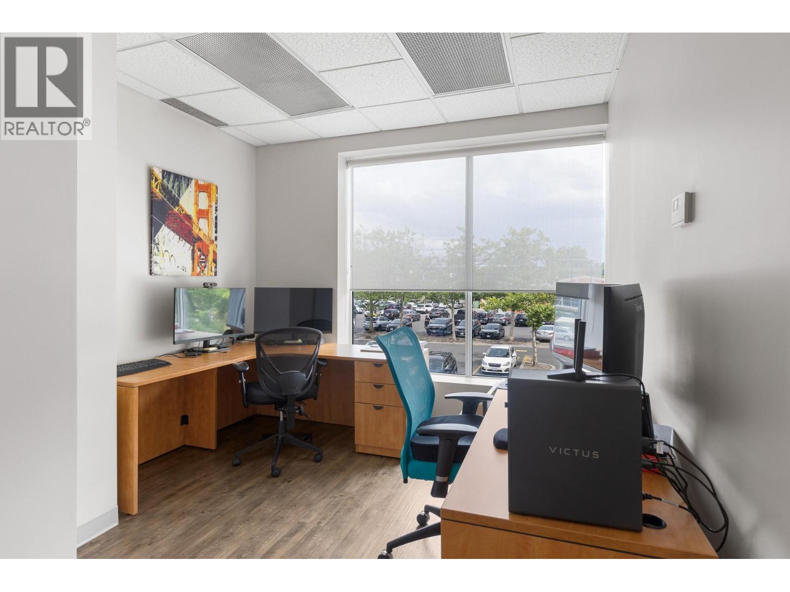 3275 Lakeshore Road Unit# 202