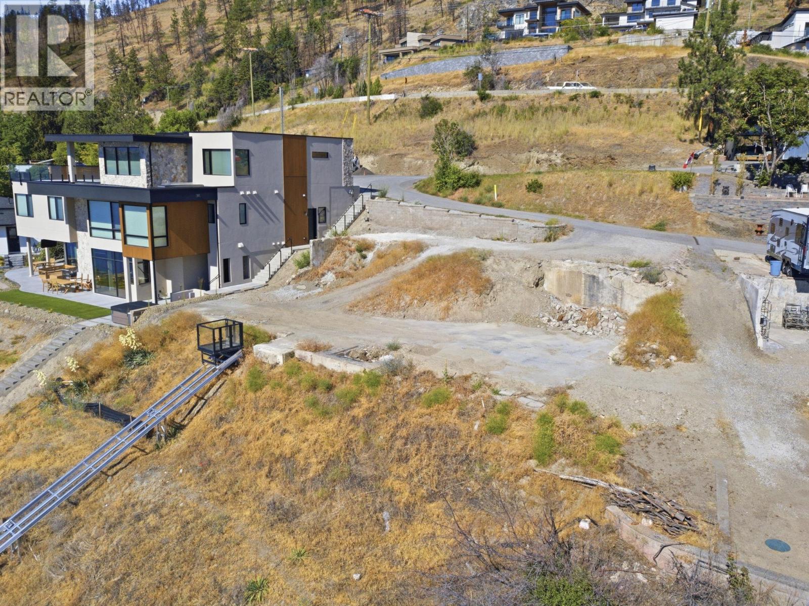 1075 Westside Road