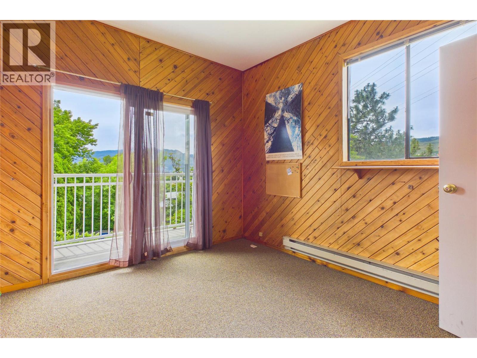 2483 Chieftain Road