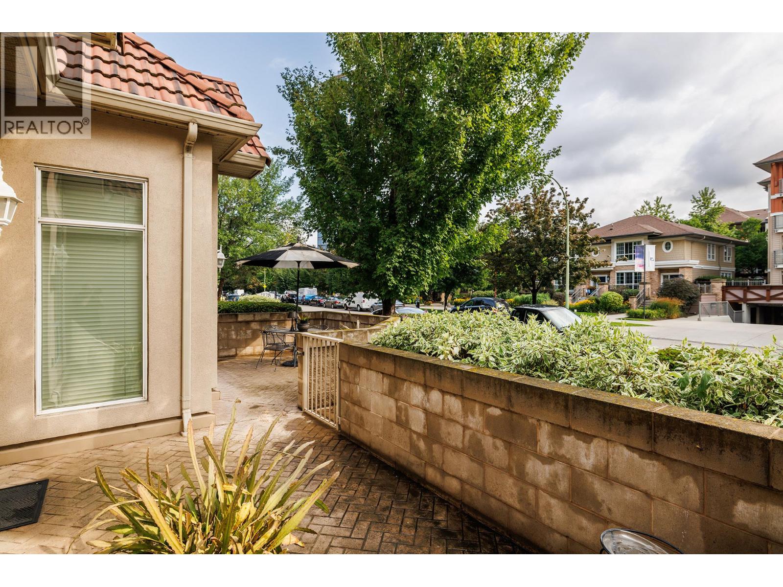 1128 Sunset Drive Unit# 102