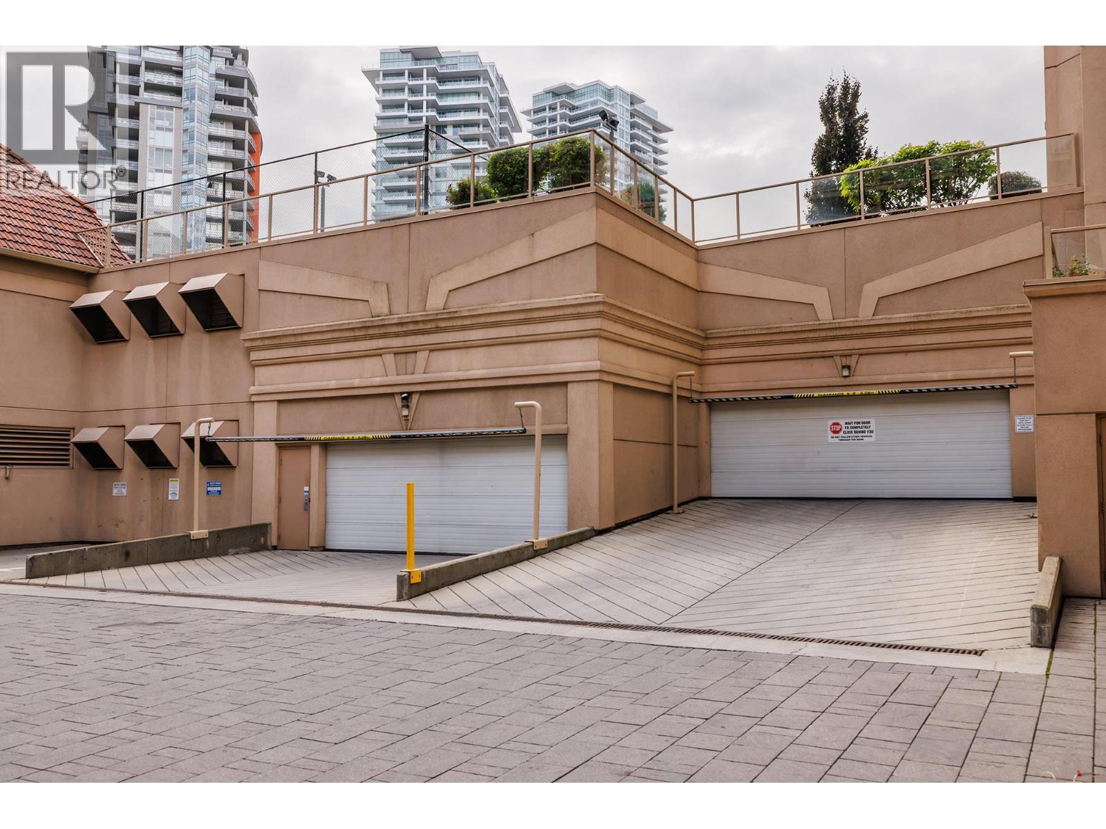 1128 Sunset Drive Unit# 102