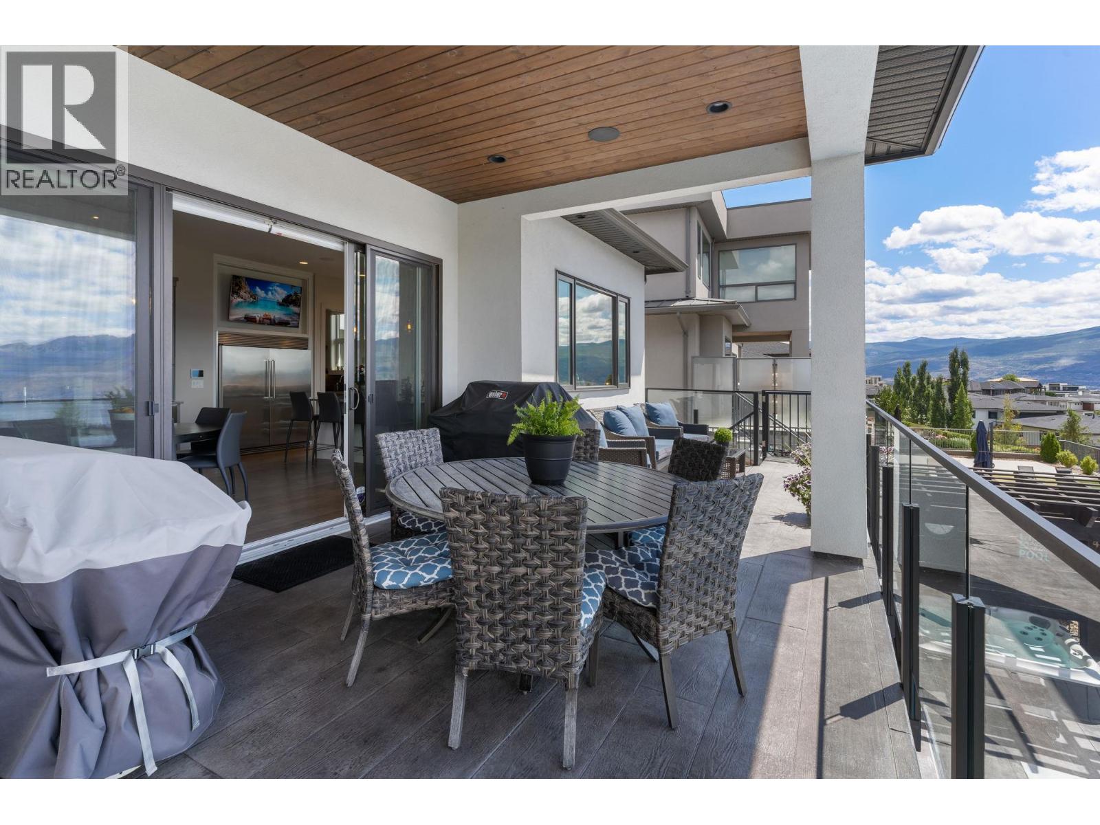 3350 Vineyard View Drive