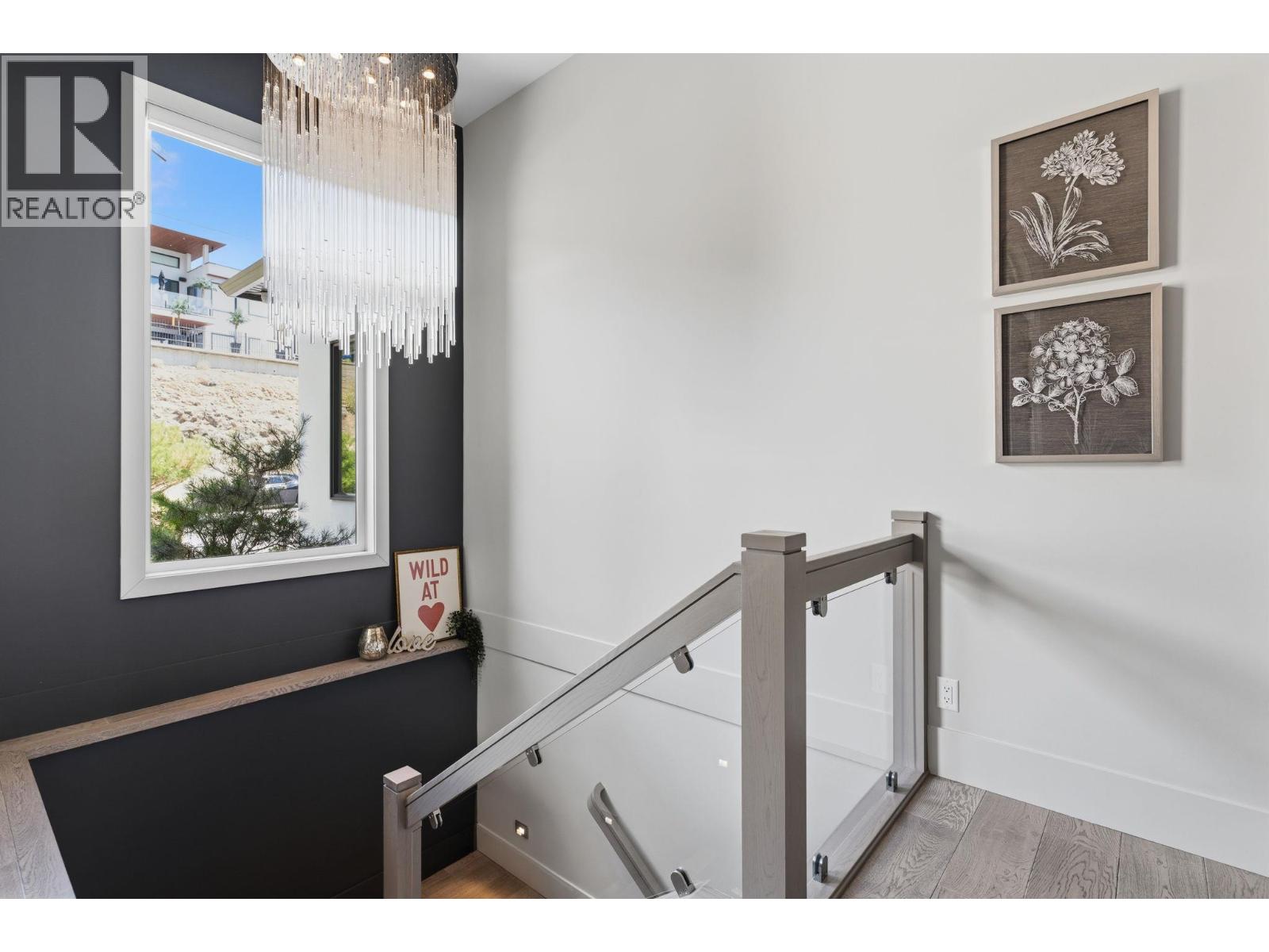 3350 Vineyard View Drive