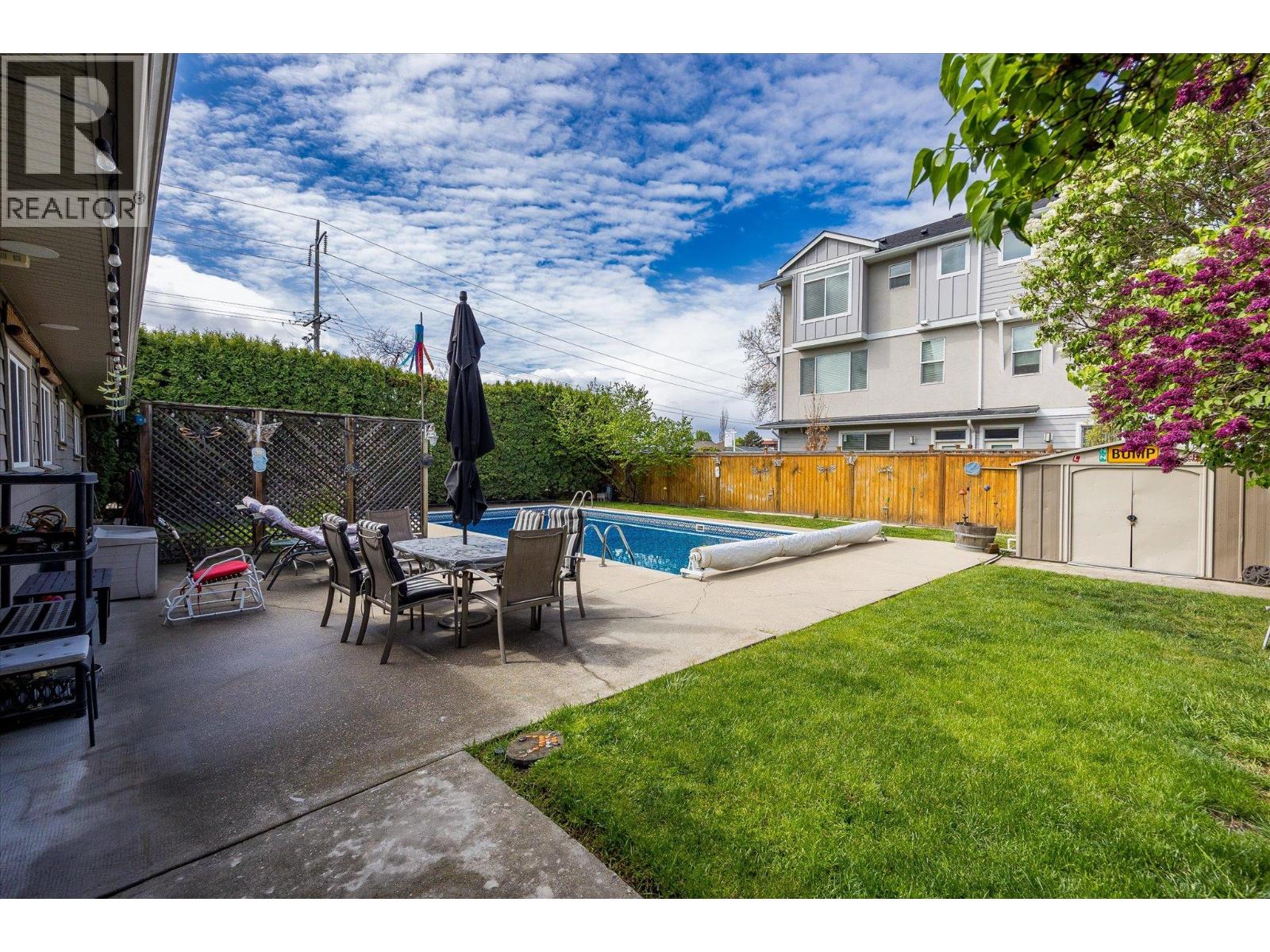 2030 Wilkinson Street