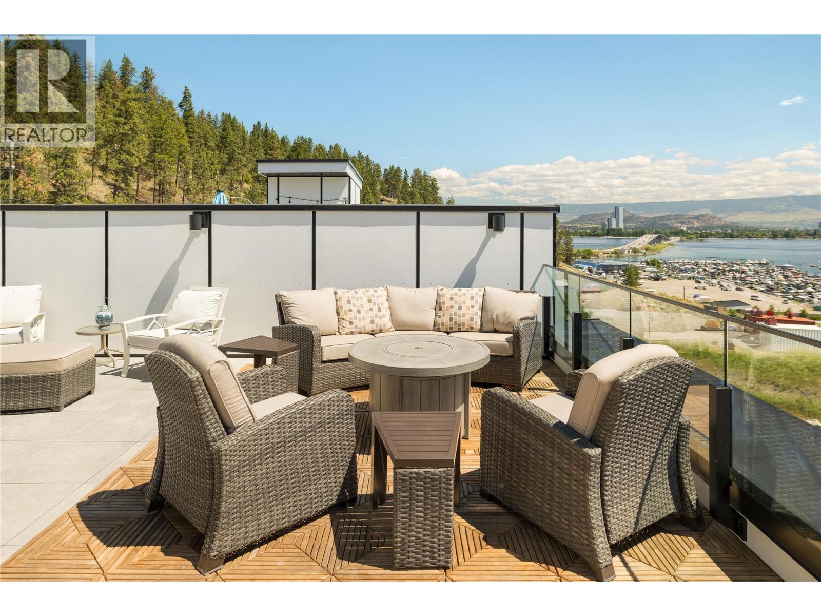 2100 Campbell Place Unit# 107
