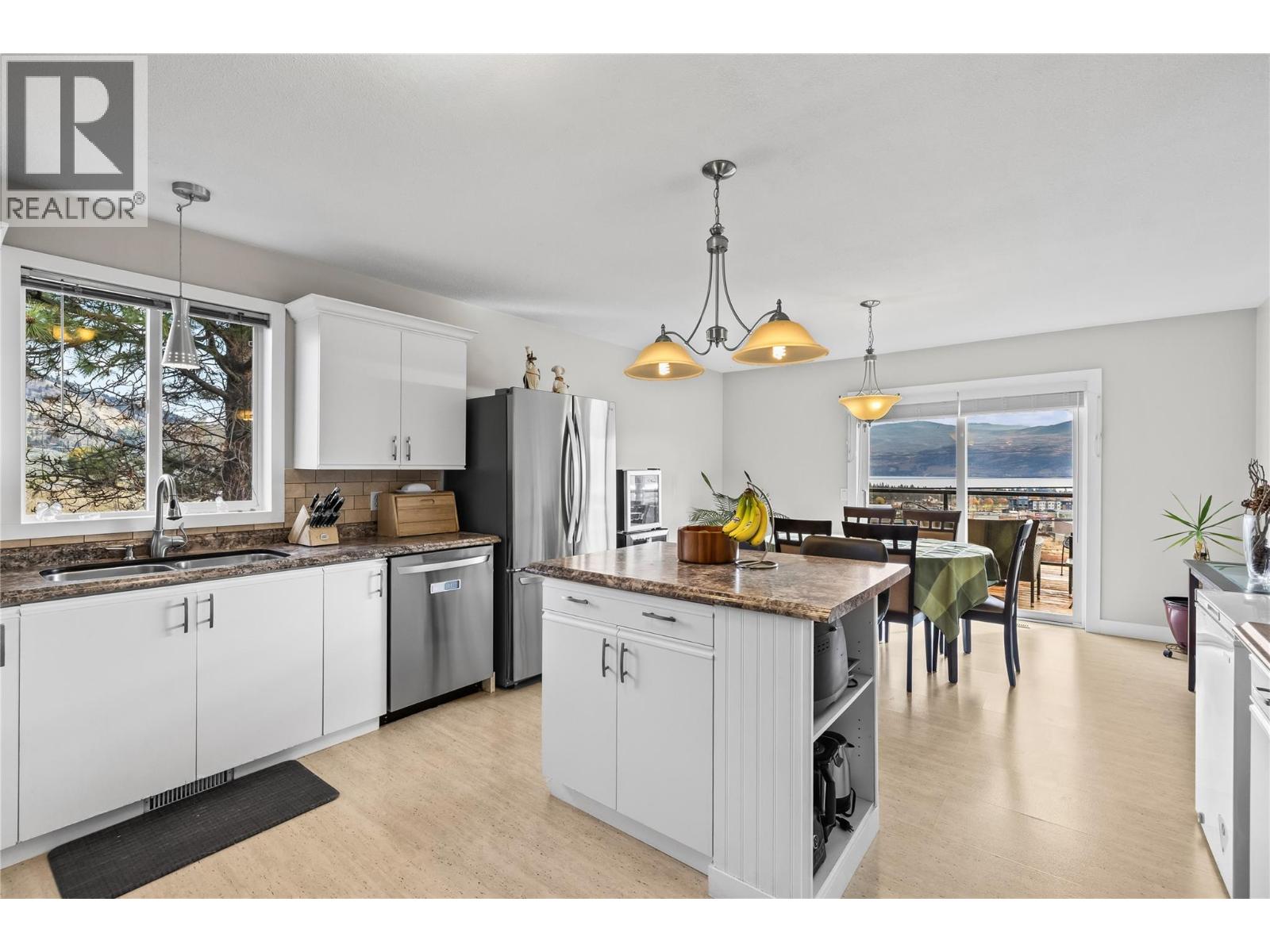 2440 Old Okanagan Highway Unit# 1132