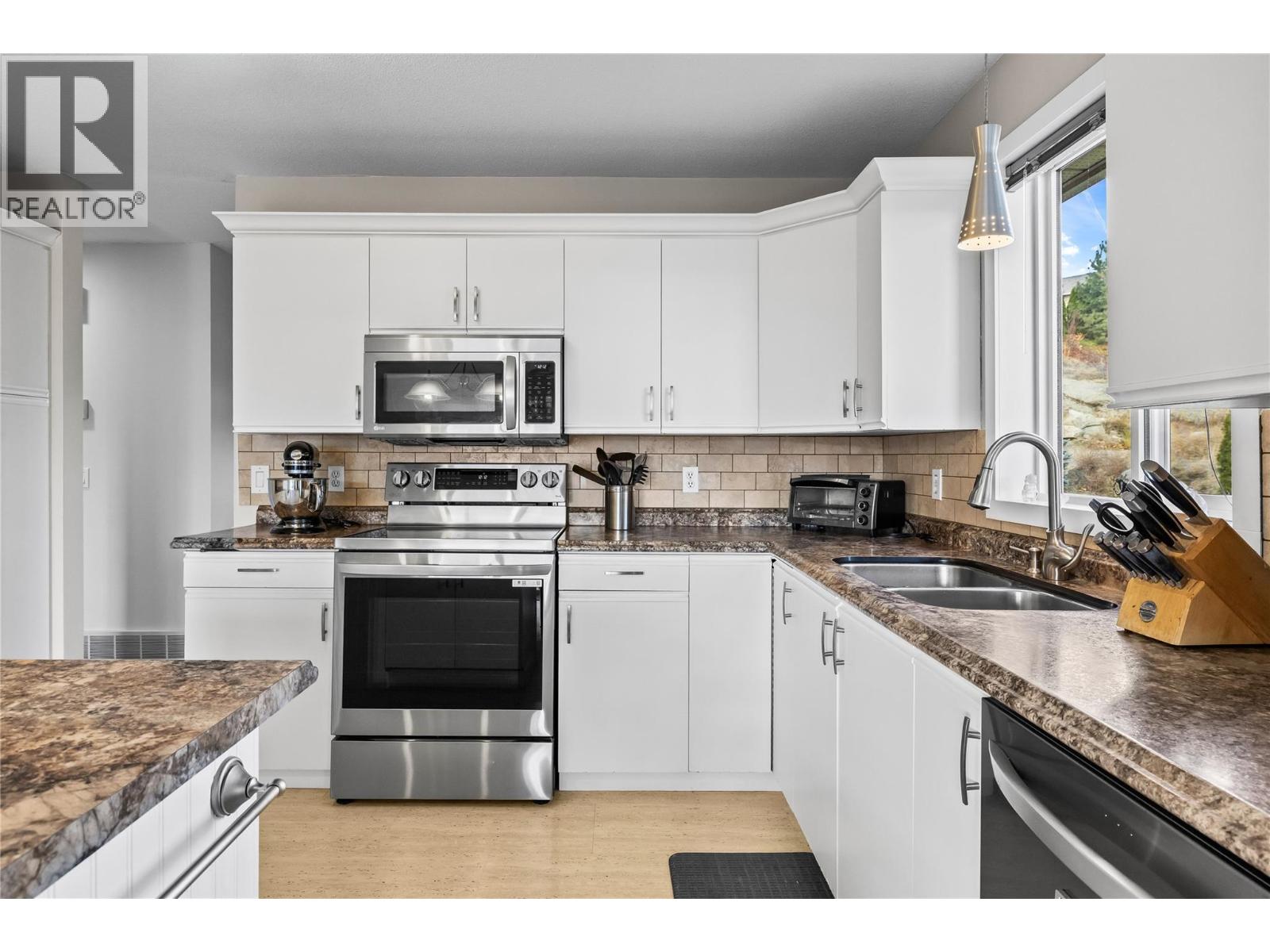 2440 Old Okanagan Highway Unit# 1132