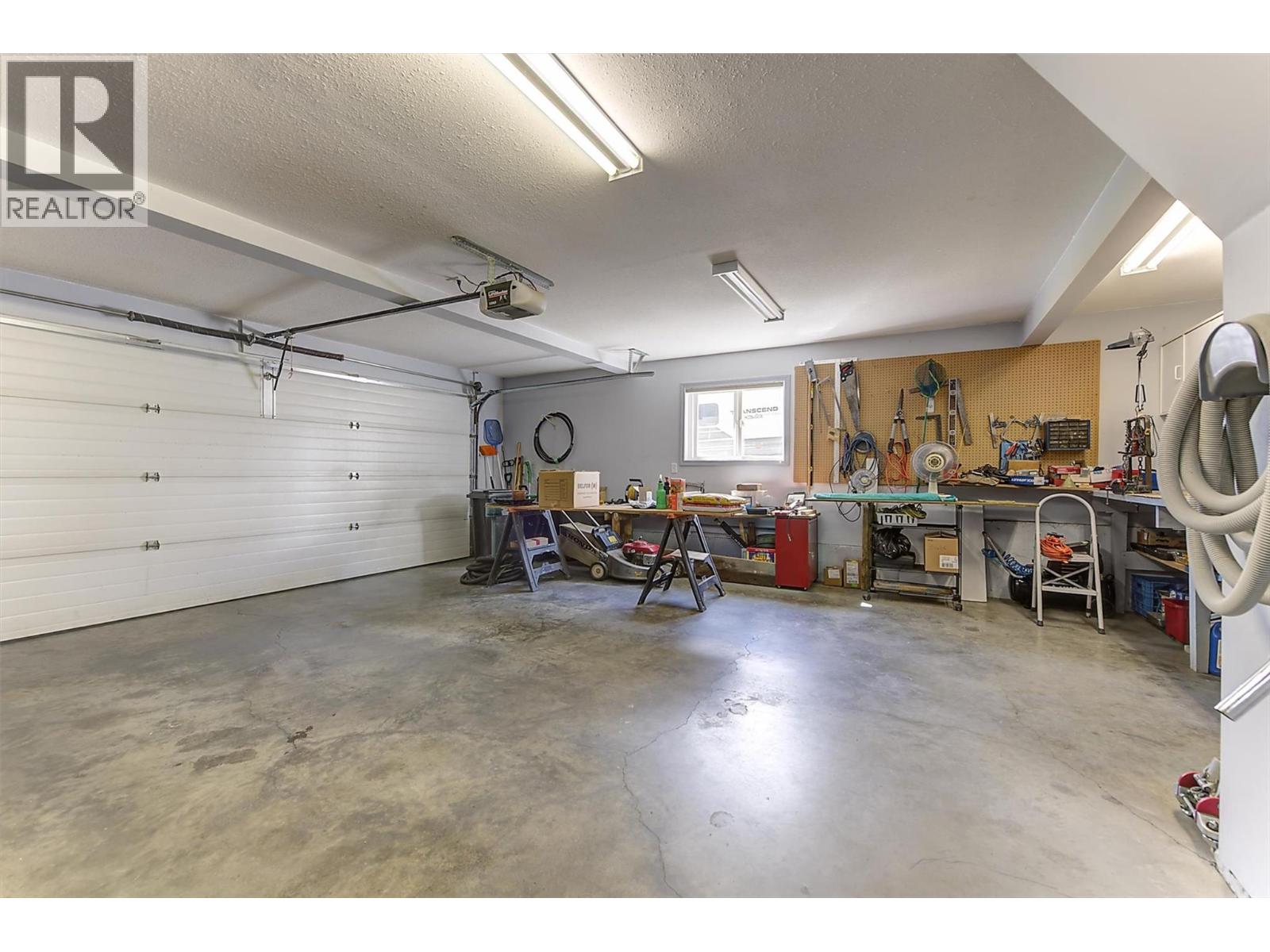 3684 Morningside Drive