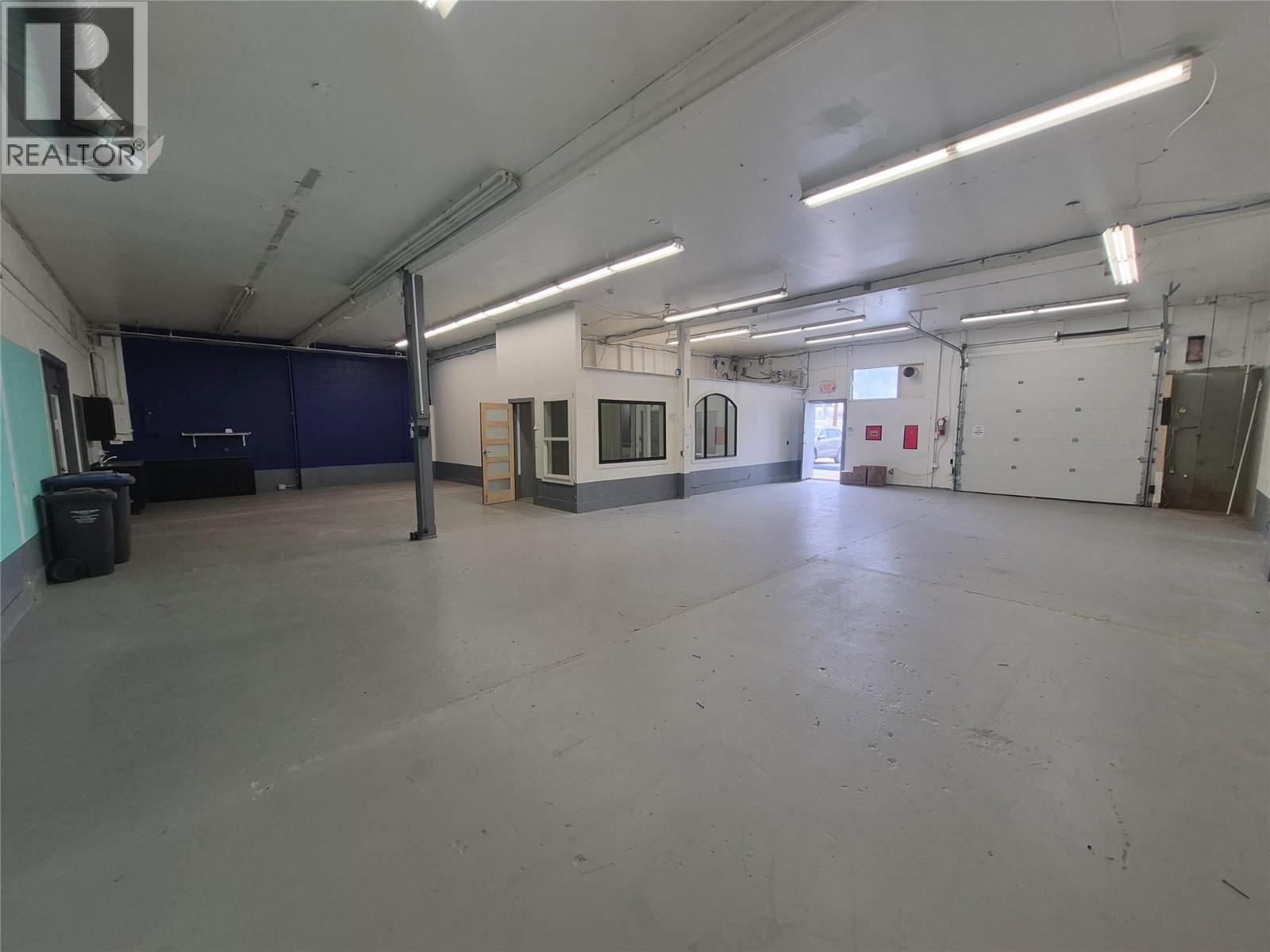 571 Gaston Avenue Unit# Unit A