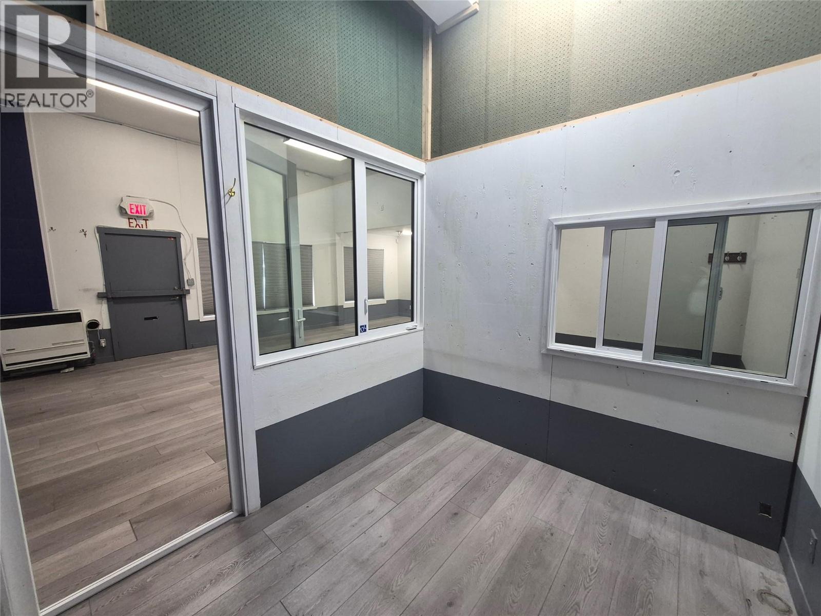 571 Gaston Avenue Unit# Unit A