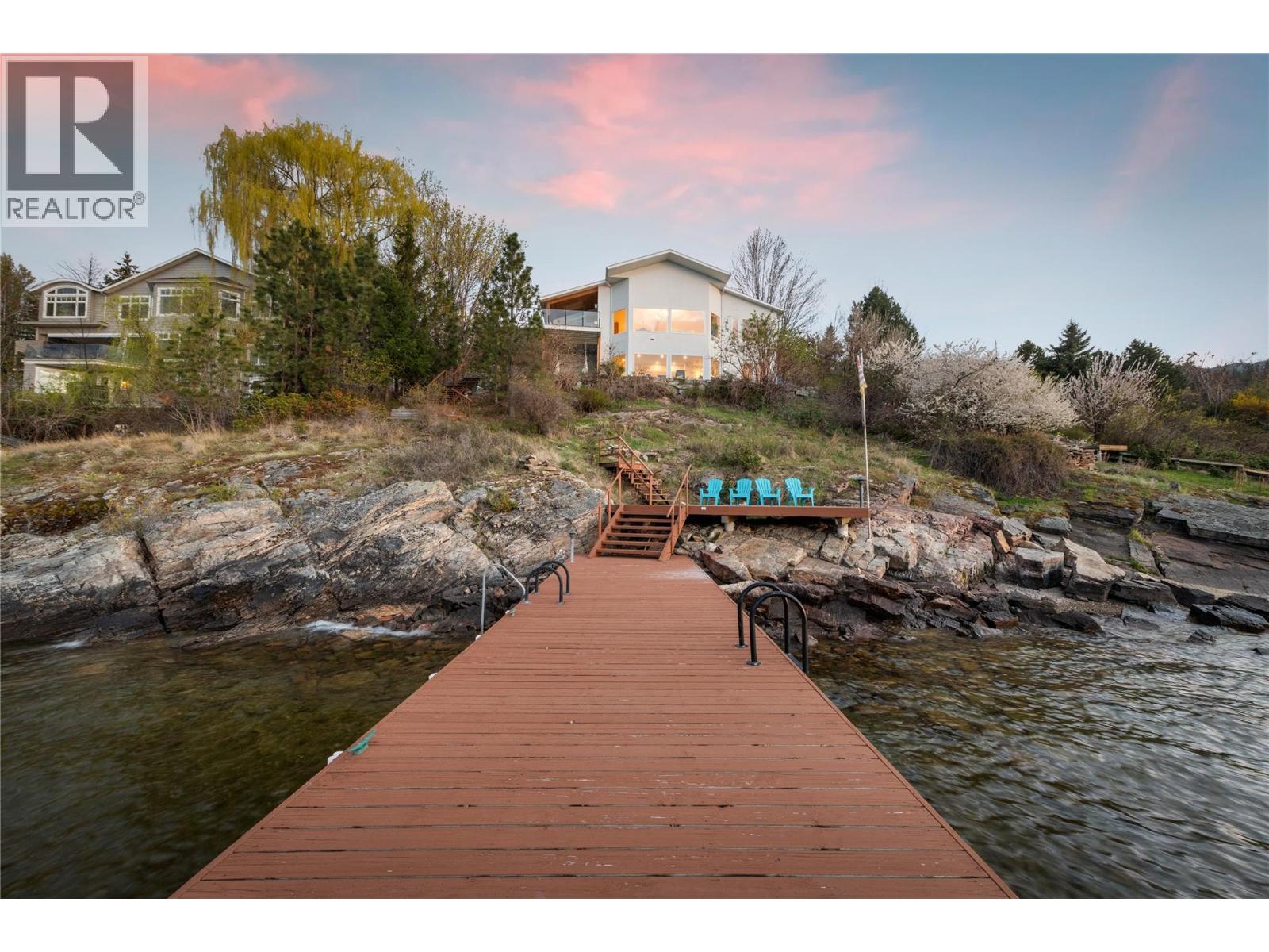 5538 Lakeshore Road