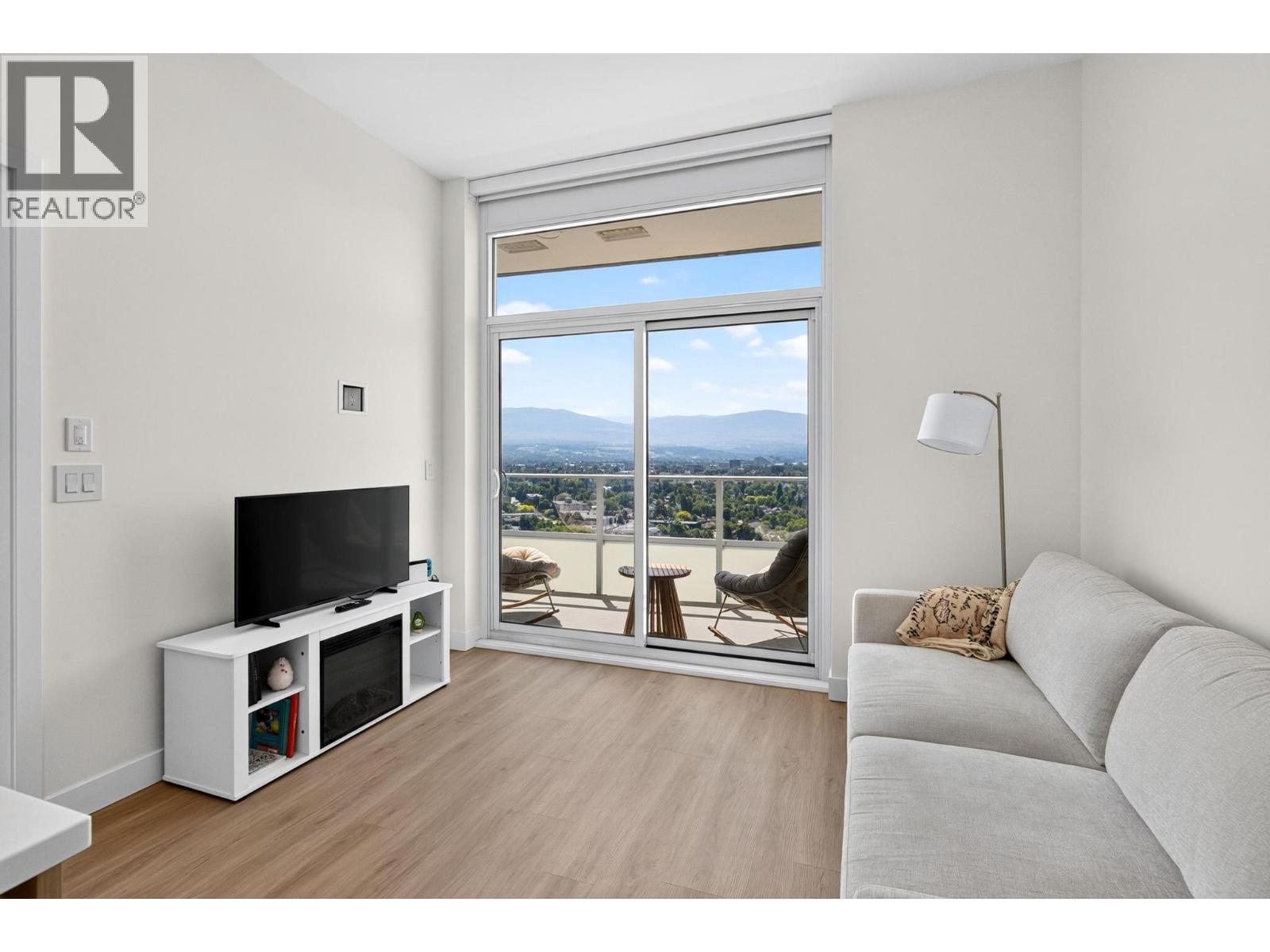 238 Leon Avenue Unit# 2206