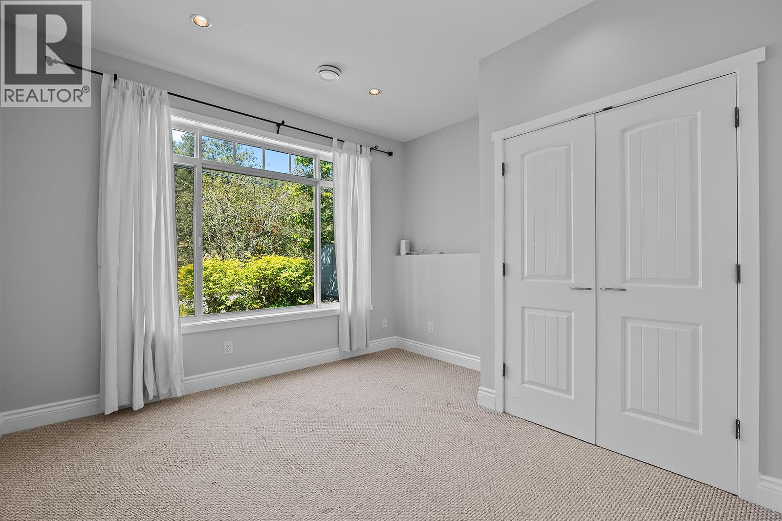 1839 Peak Point Court