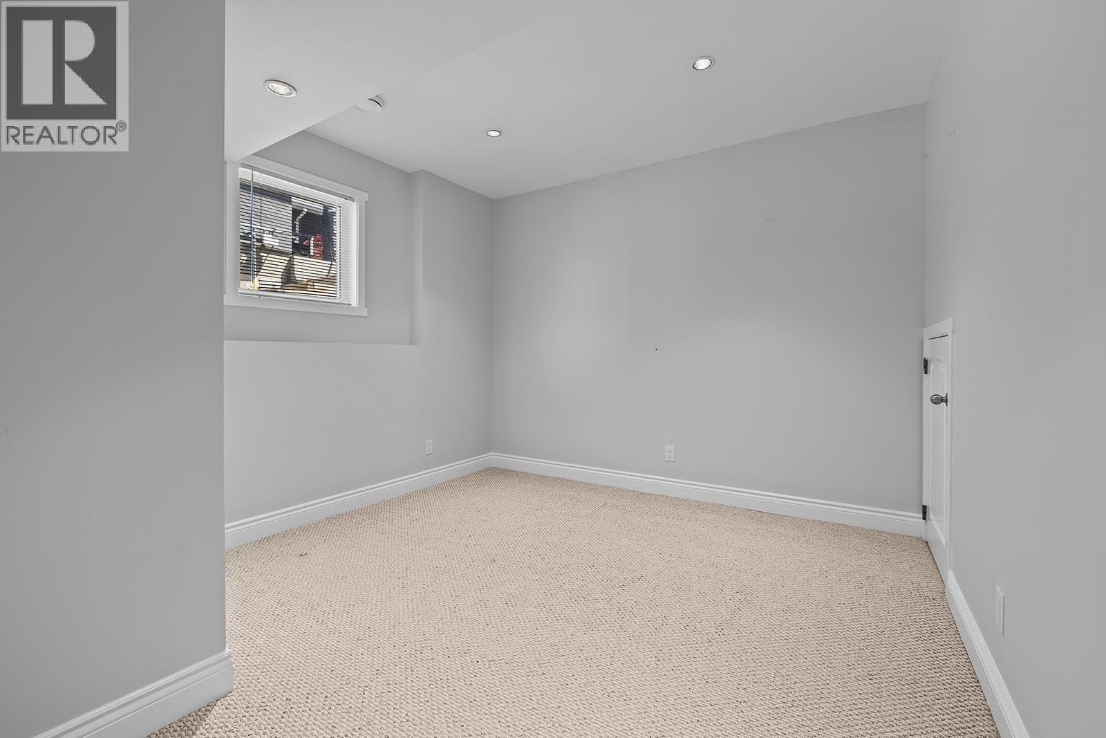 1839 Peak Point Court