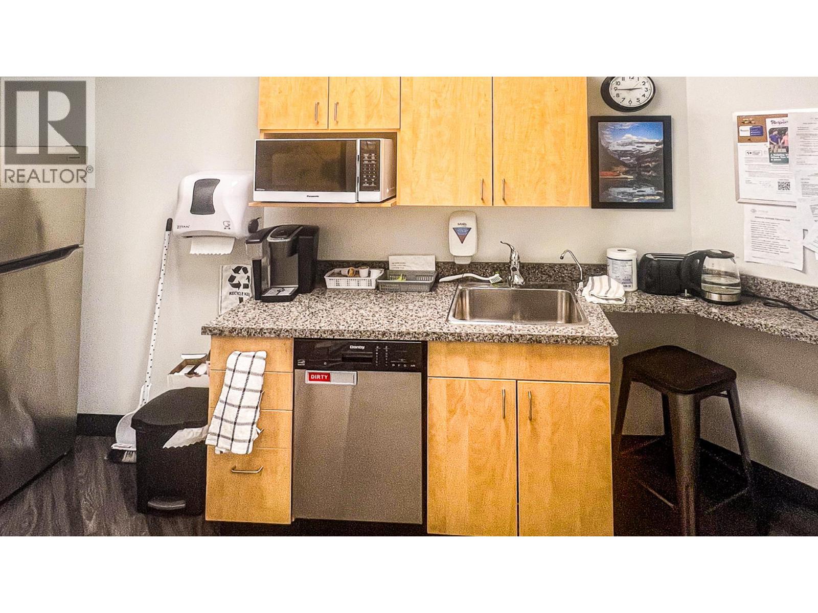 3039 Pandosy Street