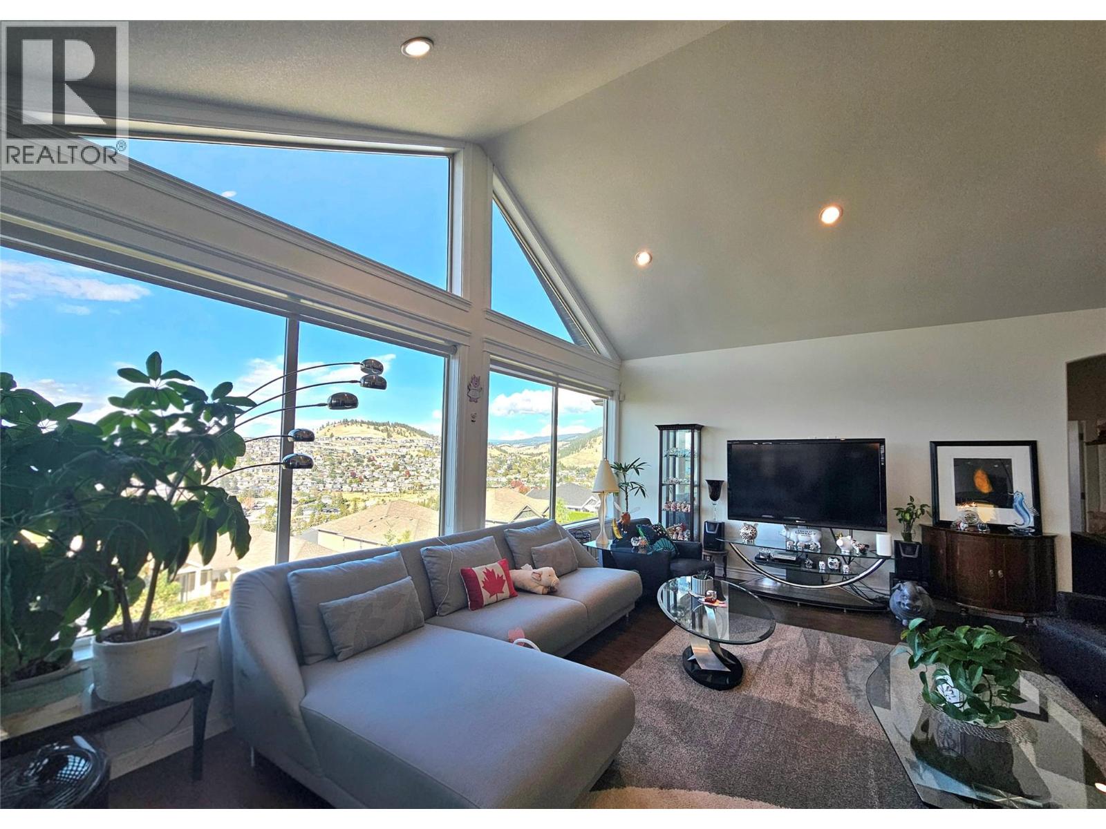 1494 Montenegro Drive