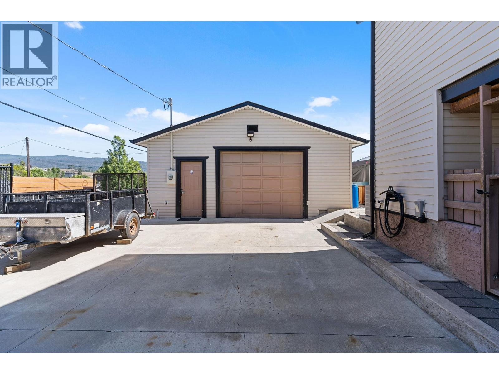 1863 Cathy Avenue