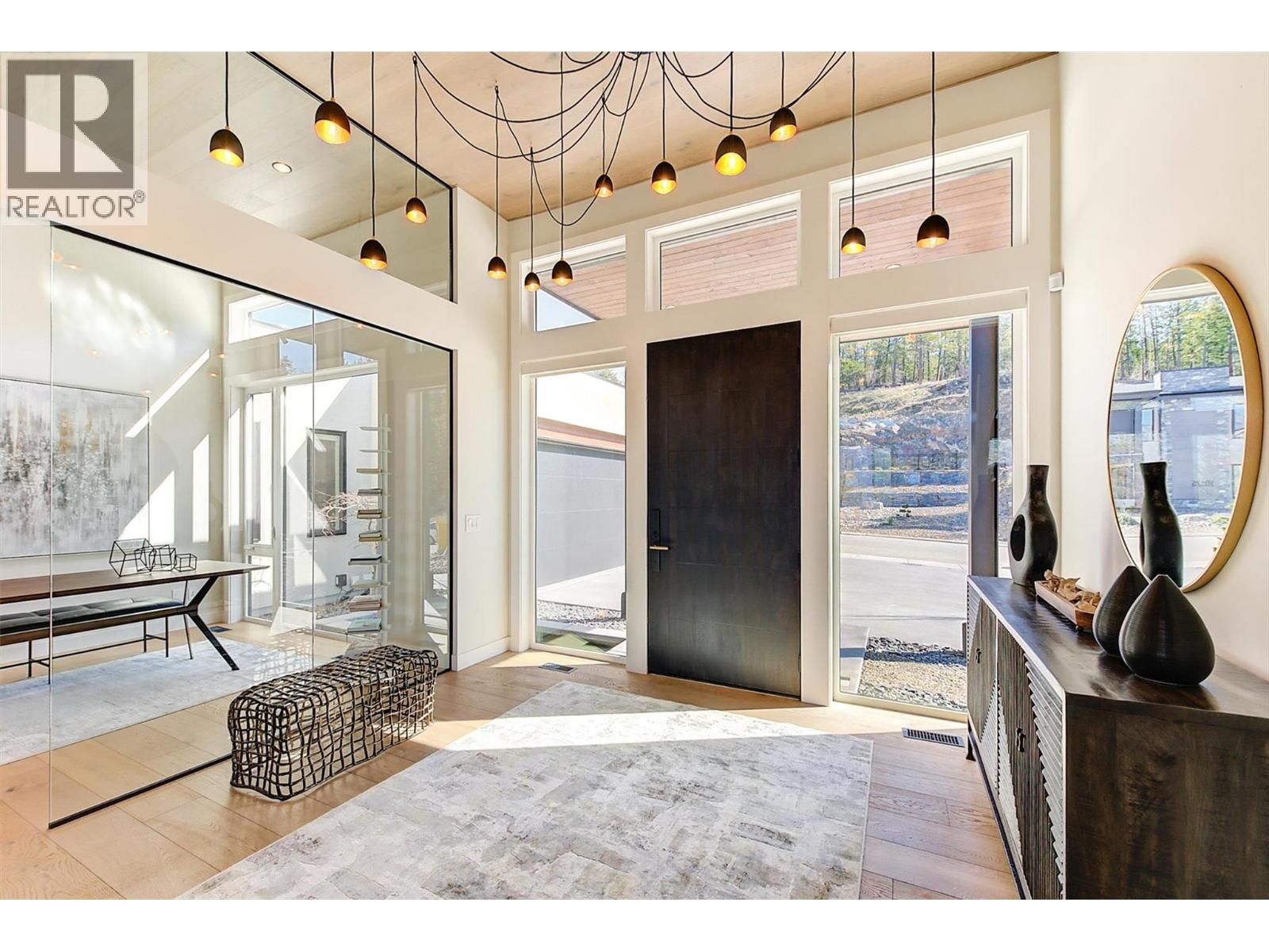 10178 Beacon Hill Drive