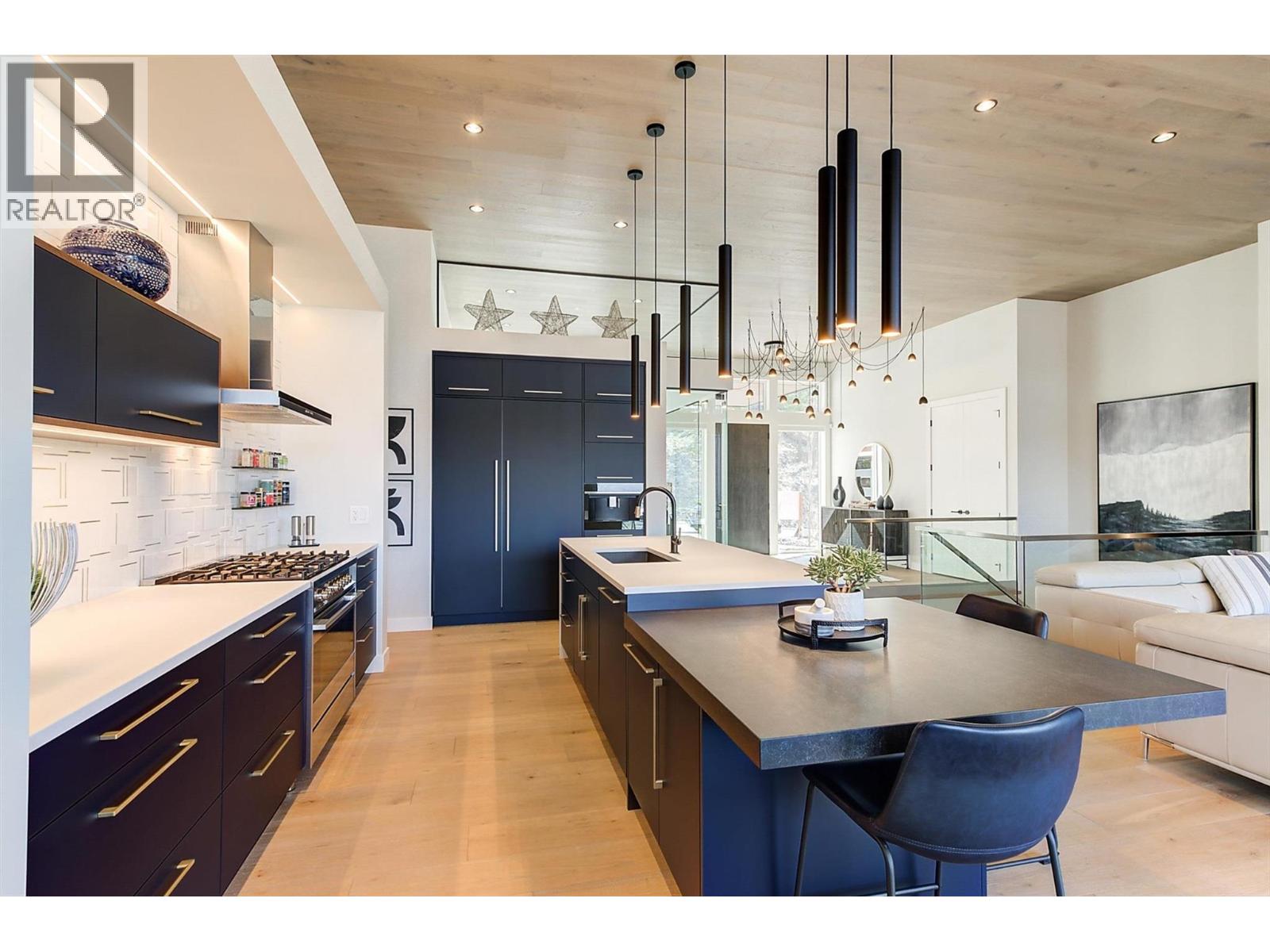 10178 Beacon Hill Drive