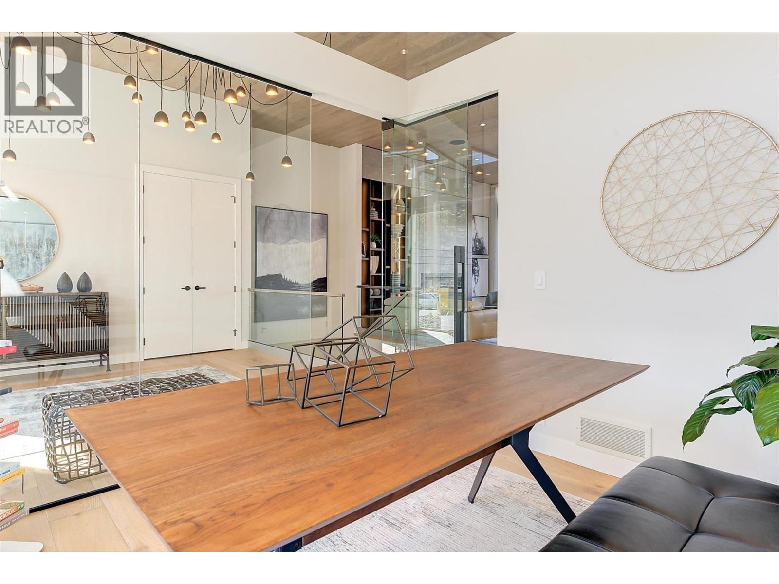 10178 Beacon Hill Drive