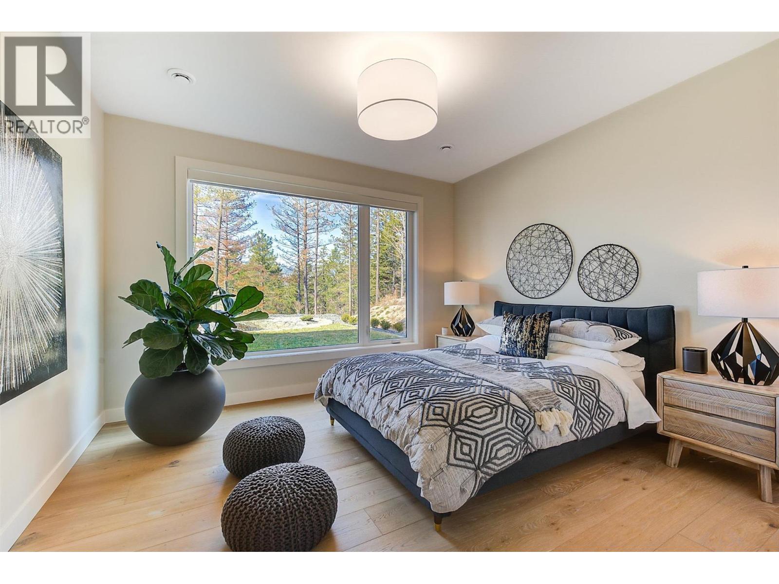 10178 Beacon Hill Drive