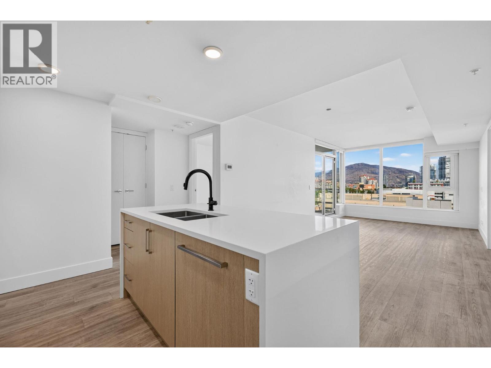 1588 Ellis Street Unit# 701