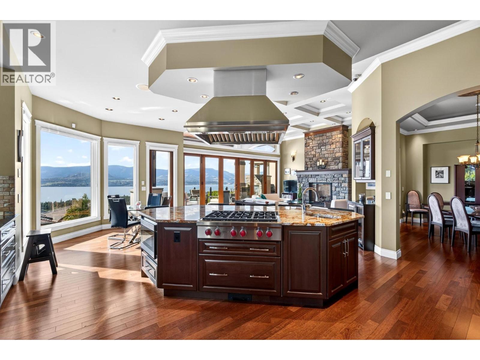 726 Marin Crescent