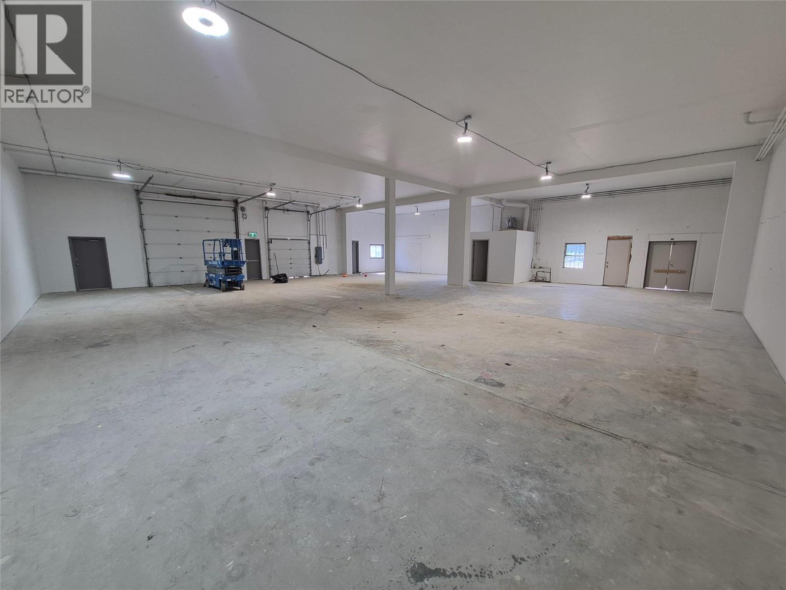 880 Leathead Road Unit# 1 & 2