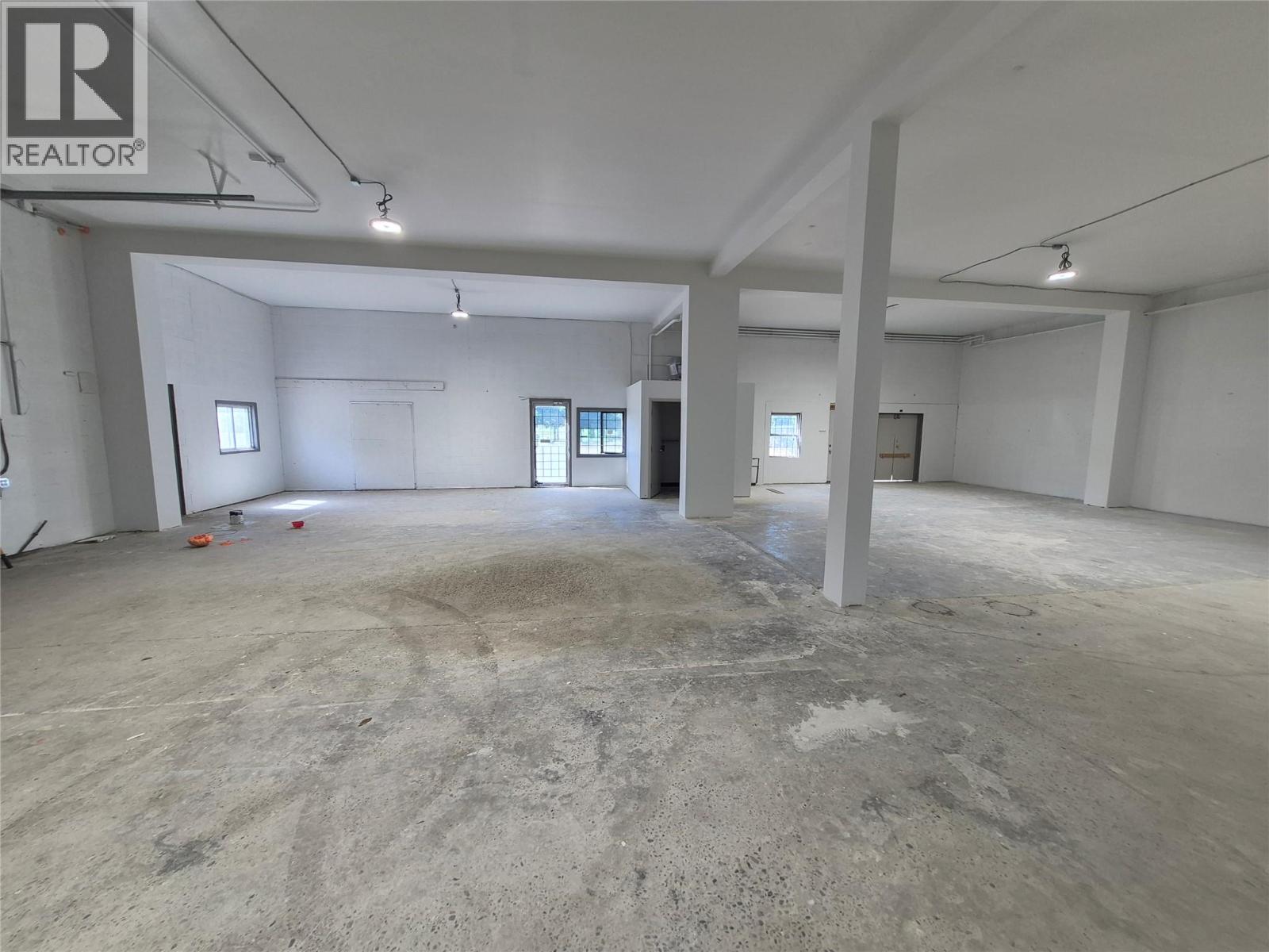 880 Leathead Road Unit# 1 & 2